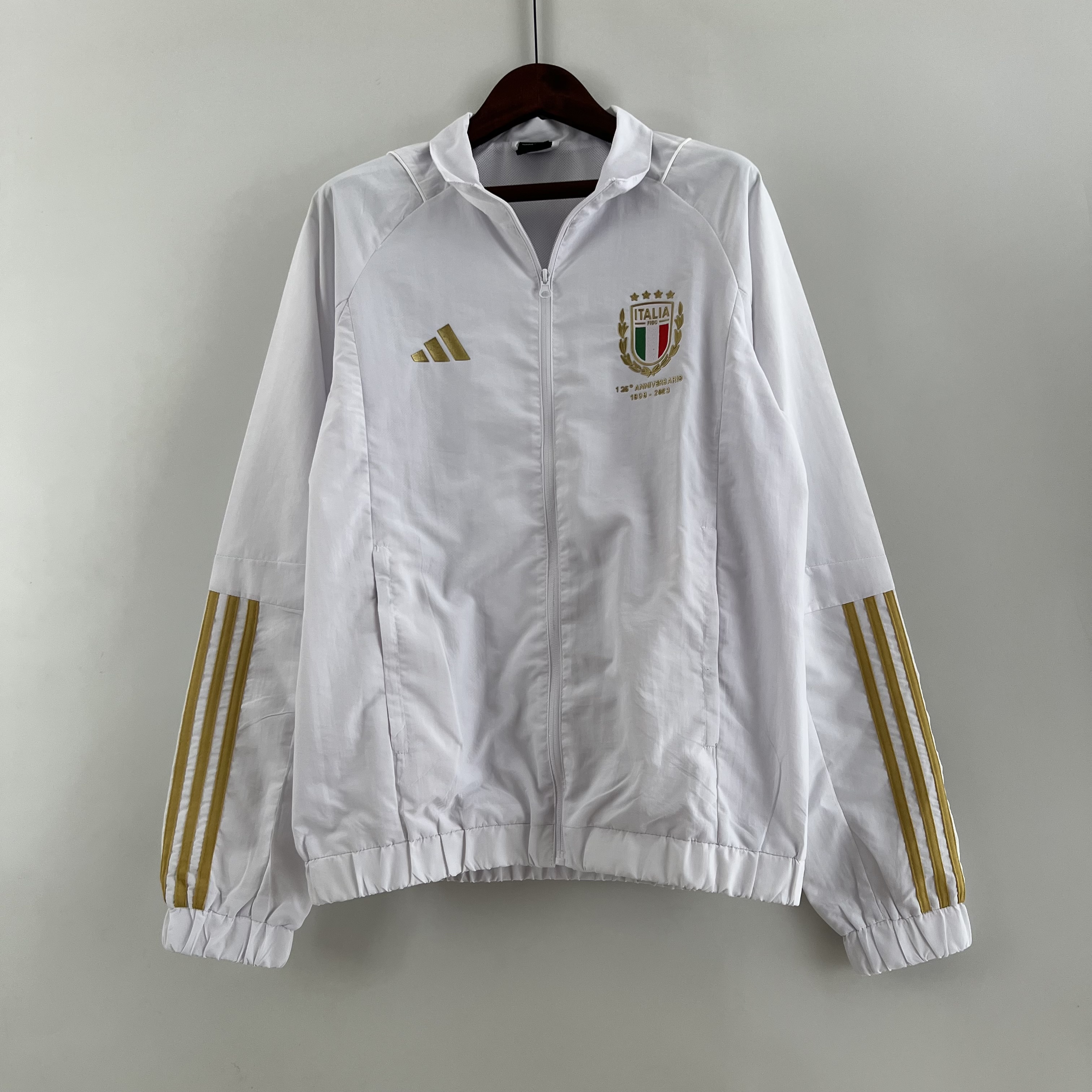 2023 Italy Windbreaker White Jersey — main view