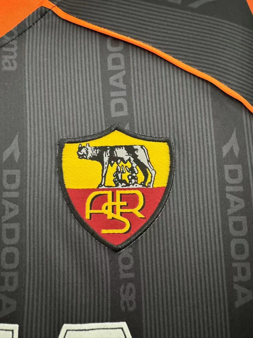 1999/2000 Retro Roma Away Soccer Jersey AAA fan-grade — view 5