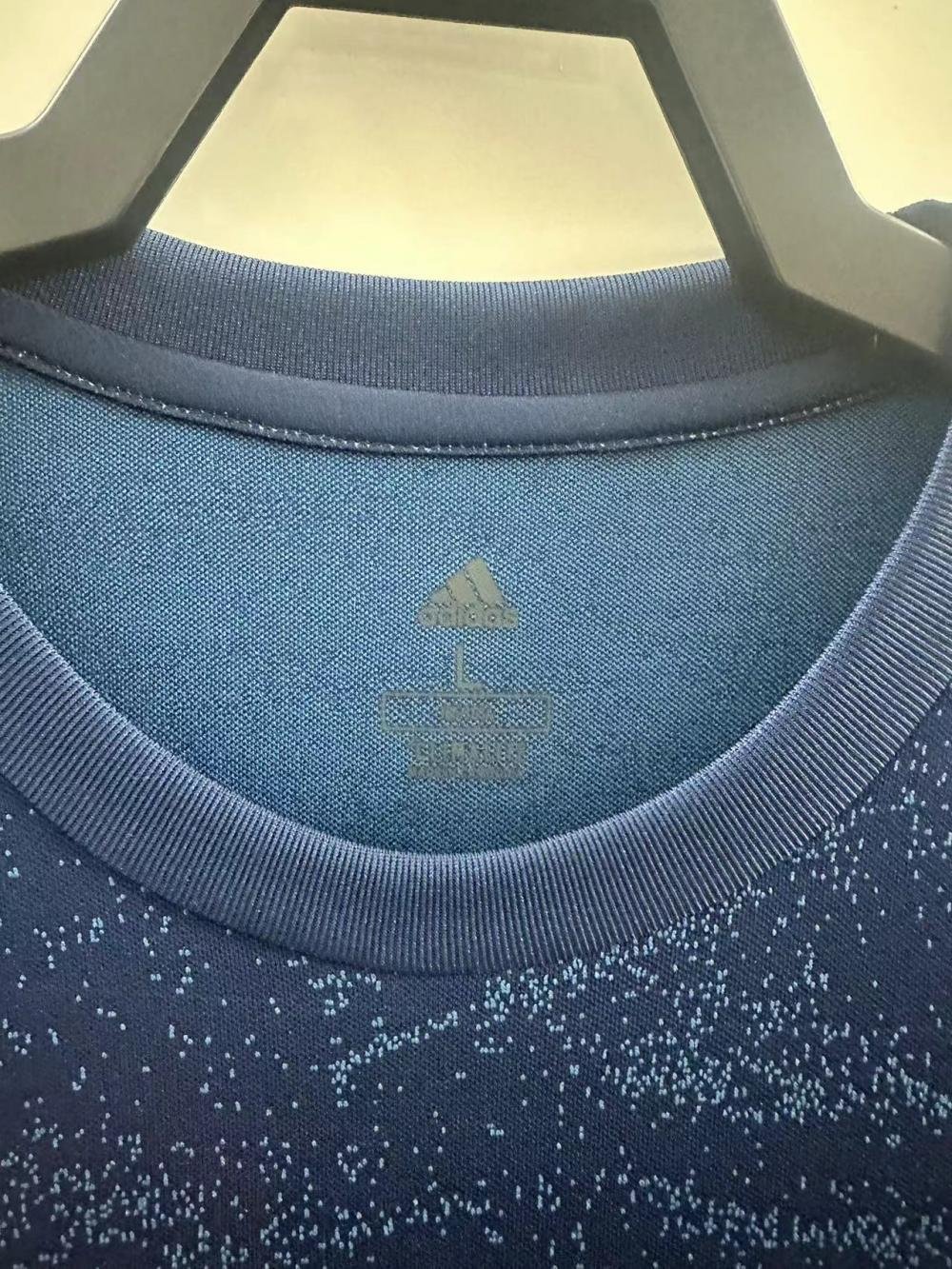 2019/2020 Retro Real Madrid Away Soccer Jersey AAA fan-grade — view 3
