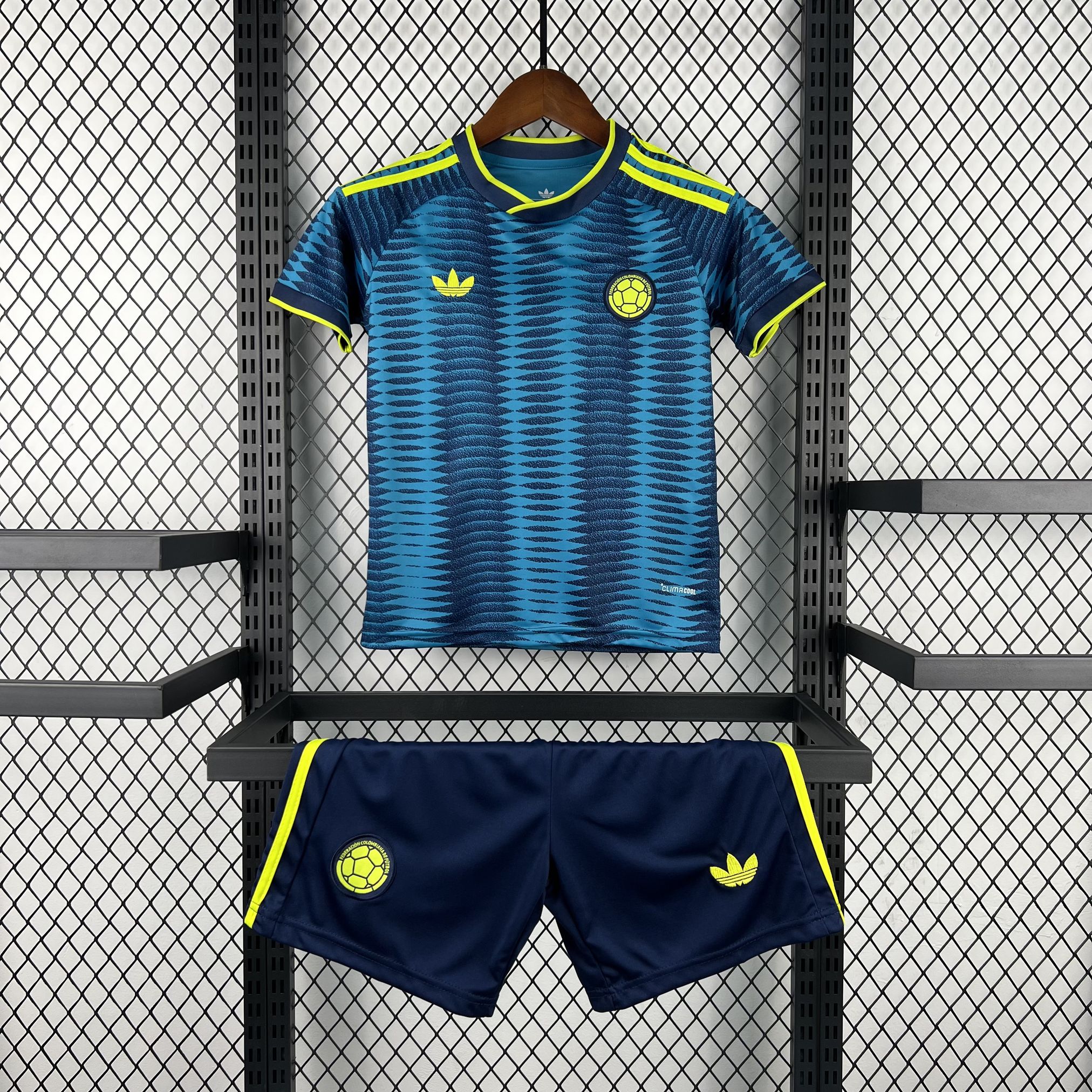 2026 Colombia Away Football Shirt AAA fan-grade Kids Size