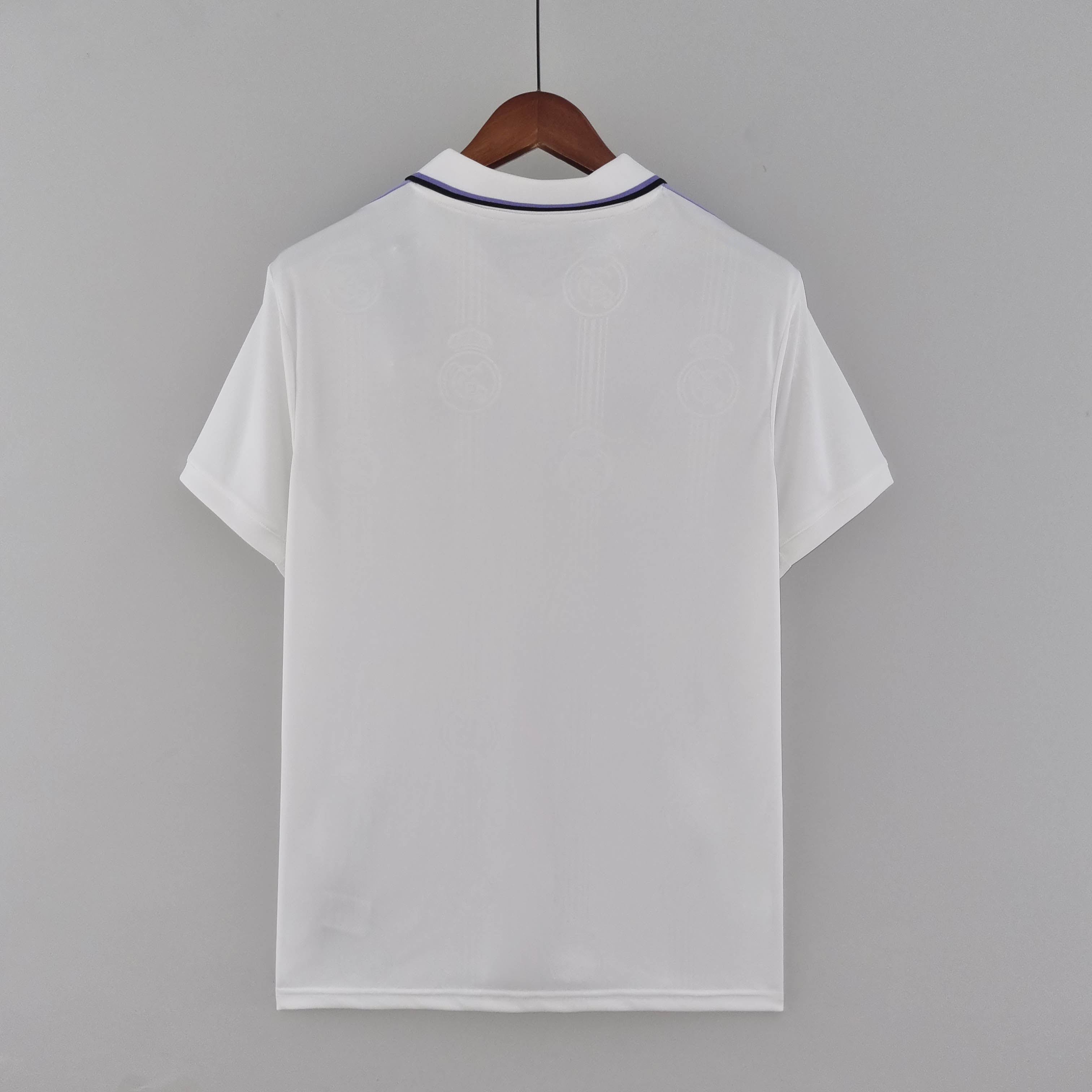 2022/2023 Real Madrid Football Shirt Home — view 2