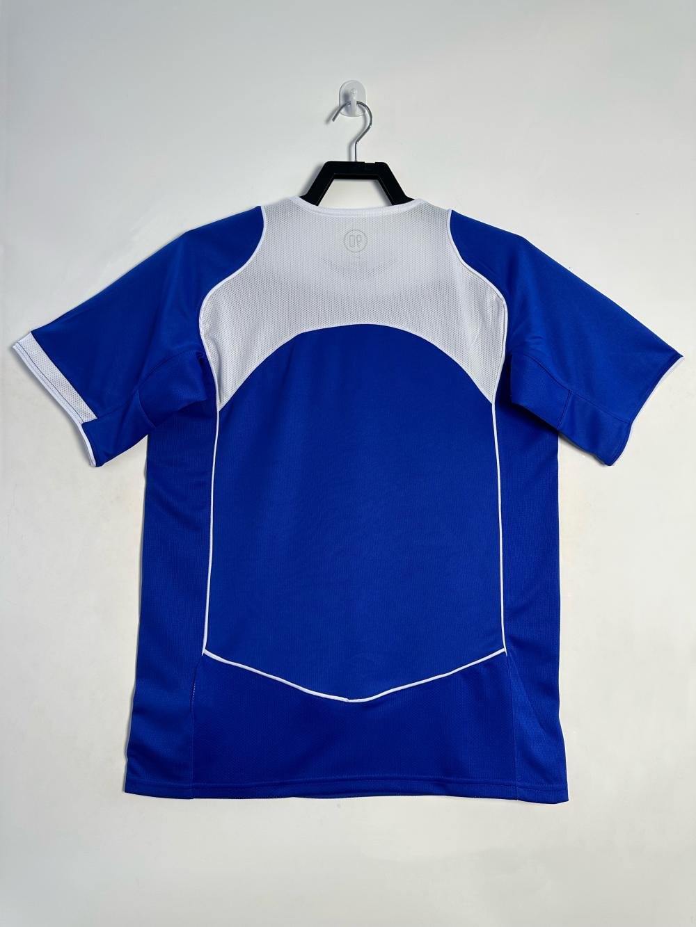 2004 Retro Brazil Away Soccer Jersey AAA fan-grade — view 2