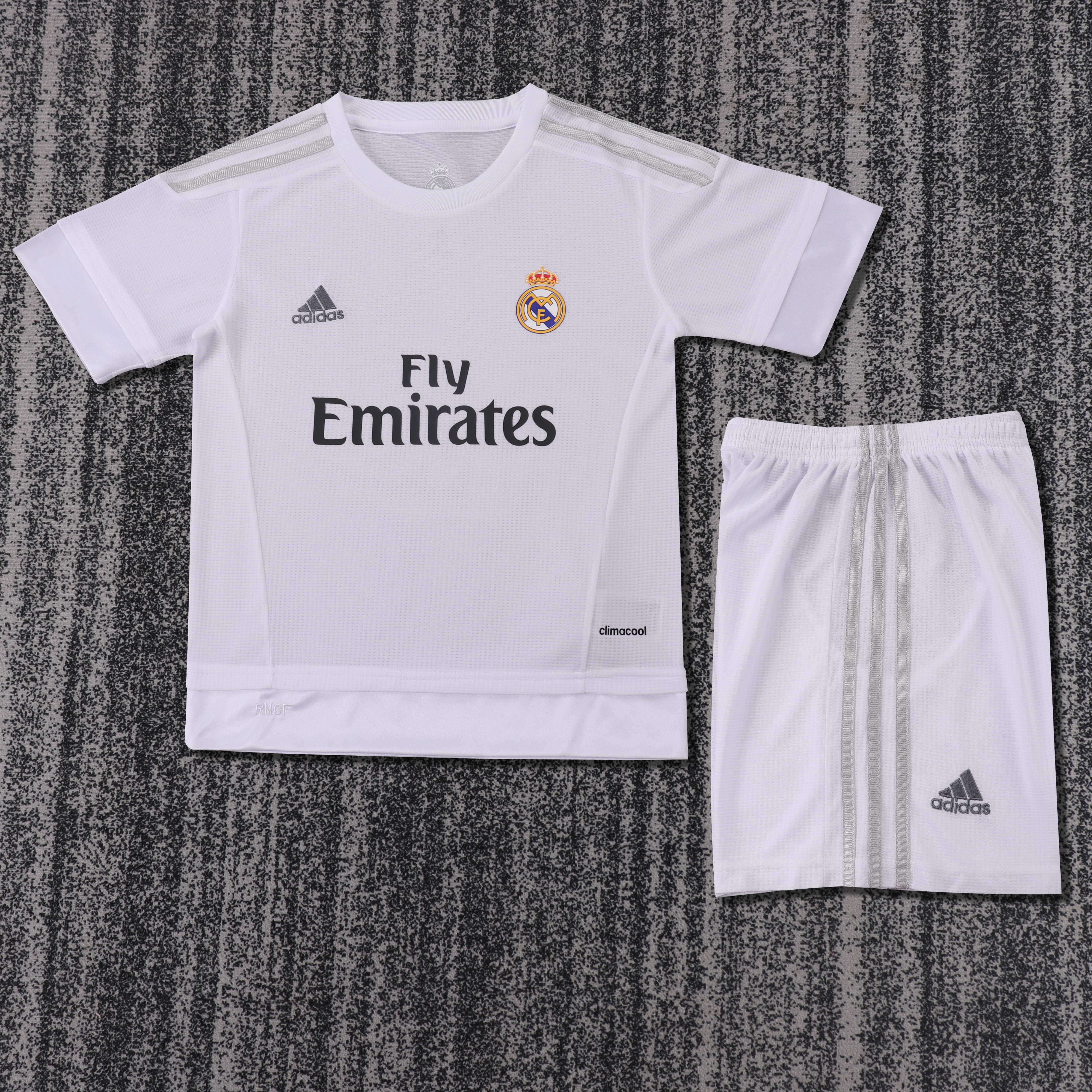 2015-2016 Retro Real Madrid Home Football Shirt AAA fan-grade Kids Size