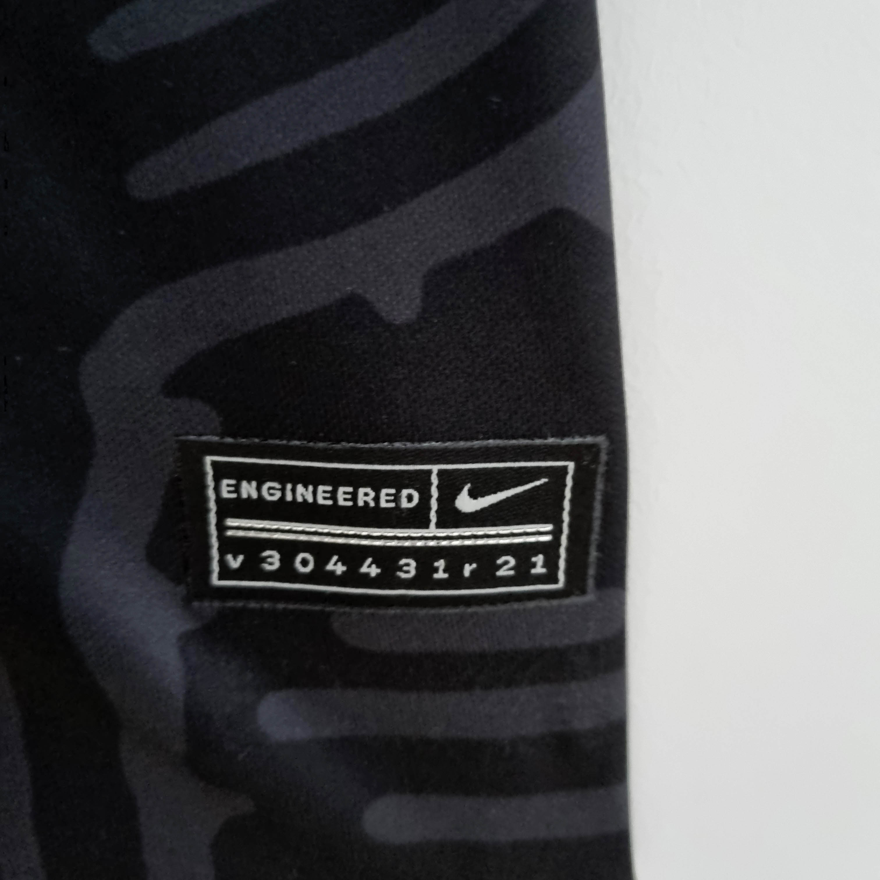 2022 Brazil Special Edition Black Soccer Jersey — view 9