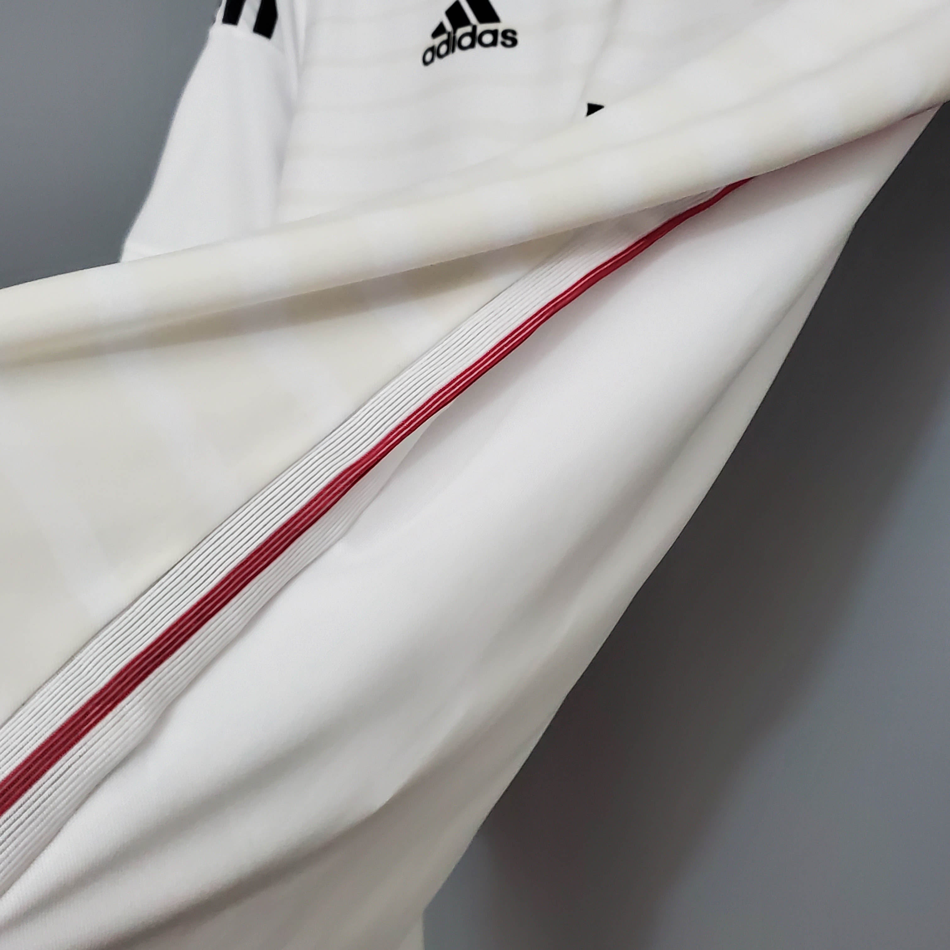 2014/2015 Retro Real Madrid Heim — view 8