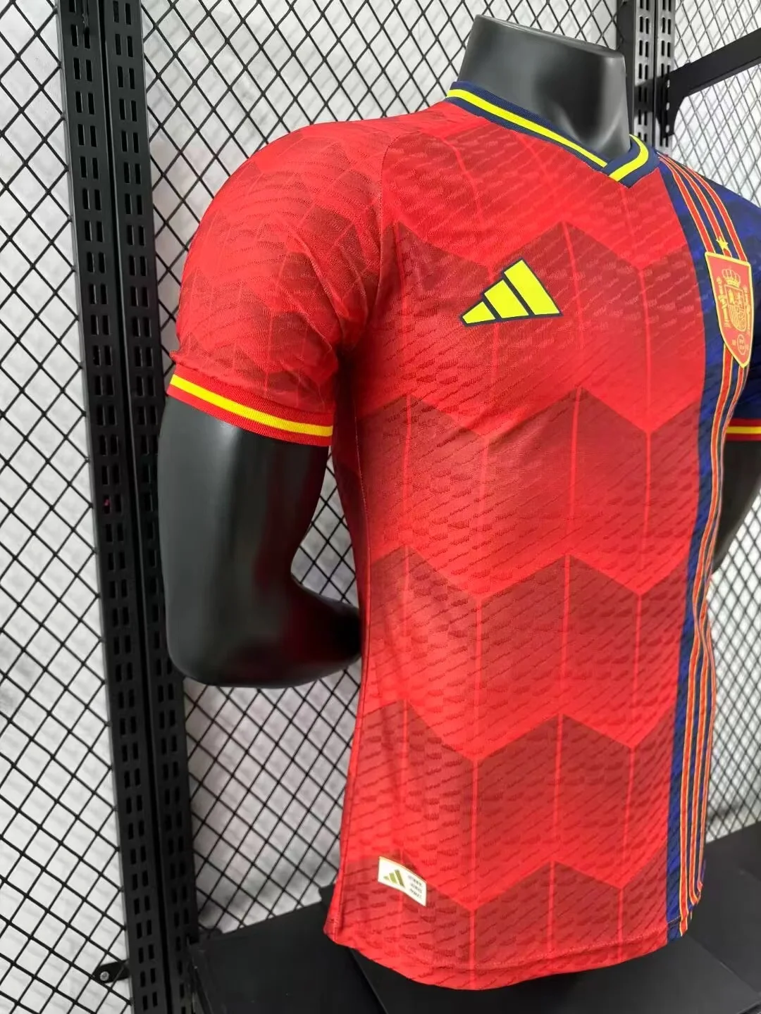 2024/2025 Spielerversion Spanien Sonderausgabe Trikot 02 — view 7