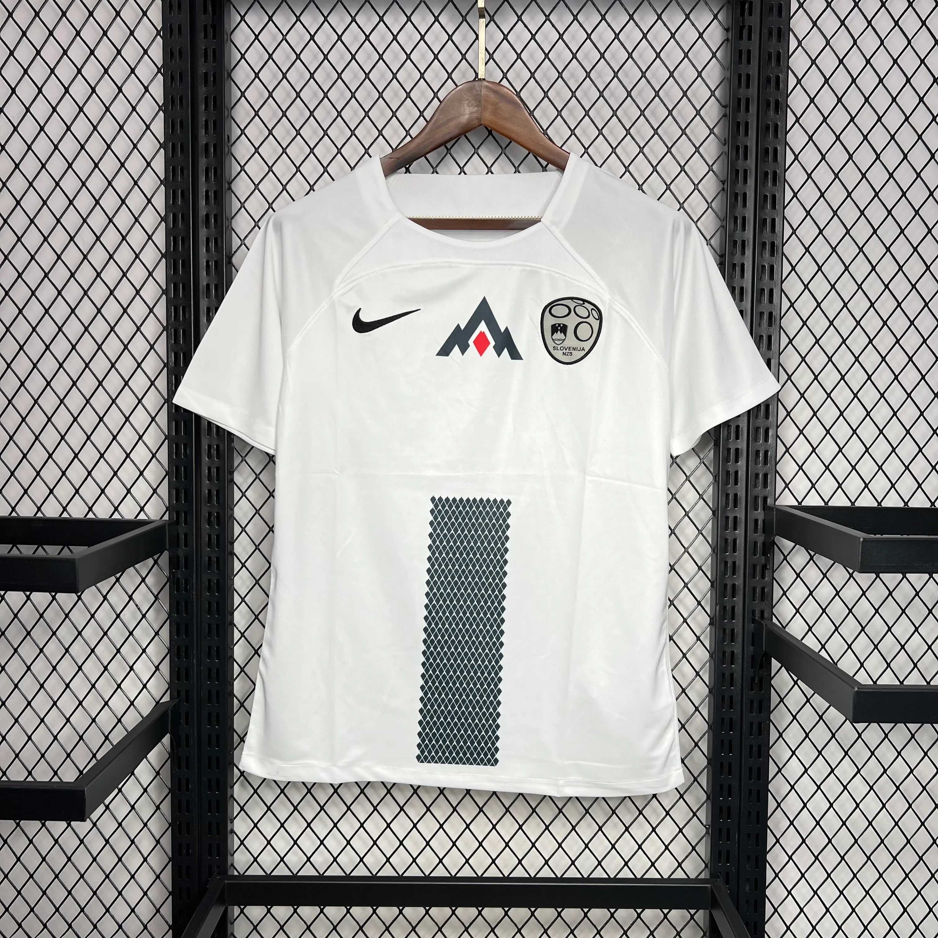 2024-2025 Slovenia National Team Away Football Shirt AAA fan-grade