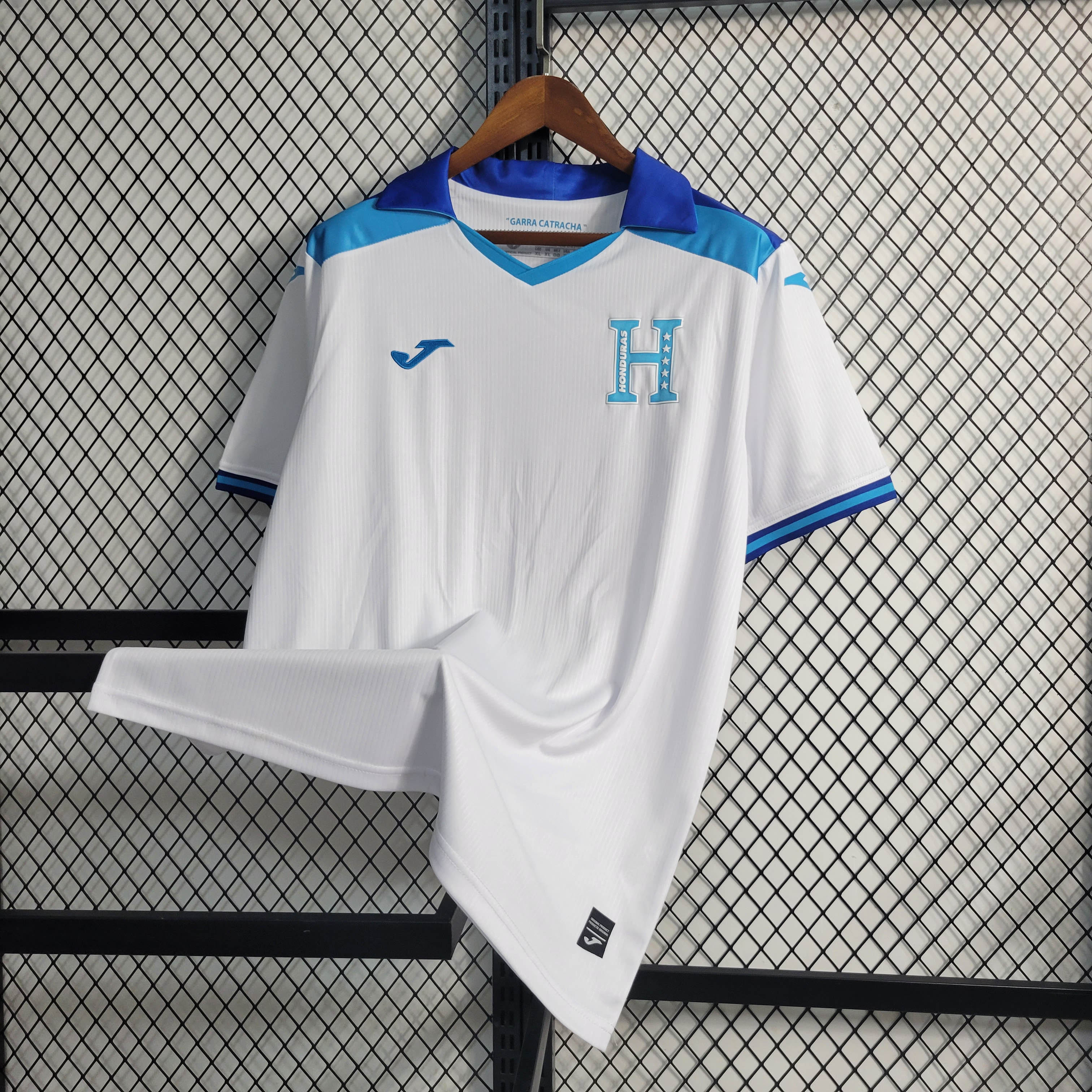 2023 Honduras Heim Fußballtrikot — view 3