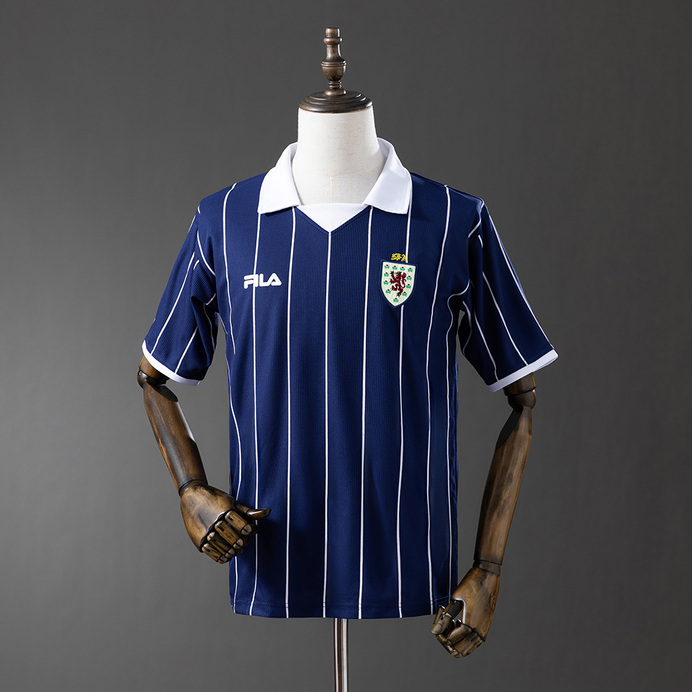 2002 Retro Scotland National Team Home Football Shirt AAA fan-grade