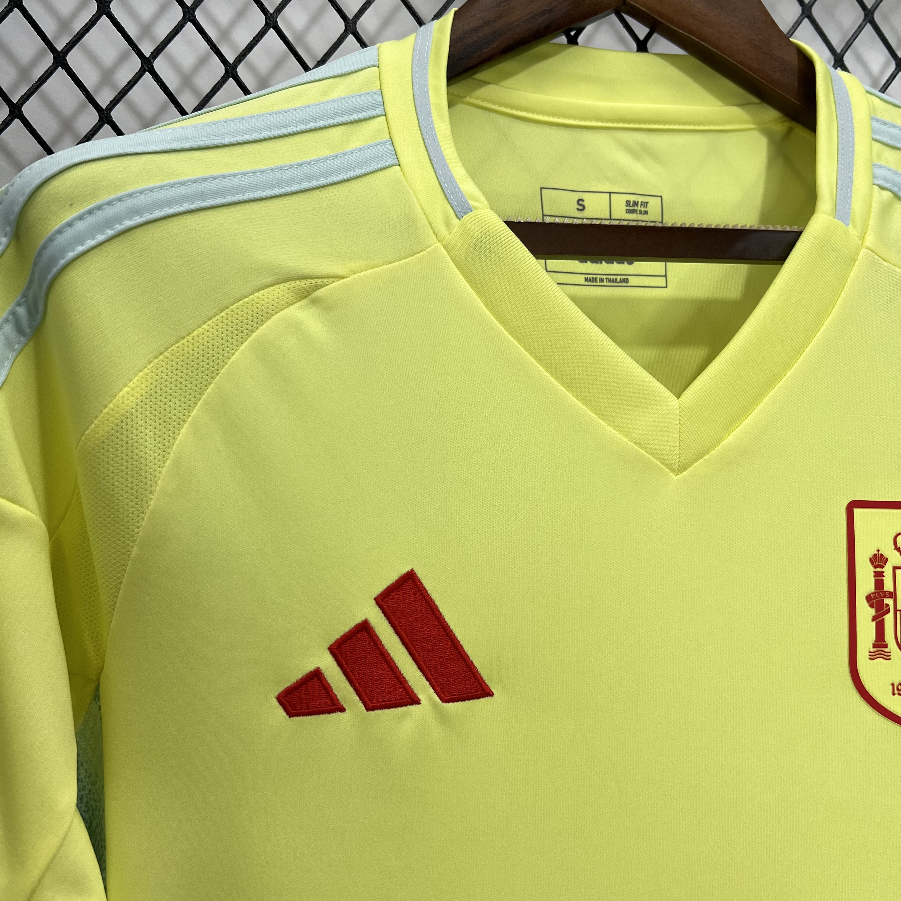 2024-2025 Spain National Team Away Soccer Shirt — view 4