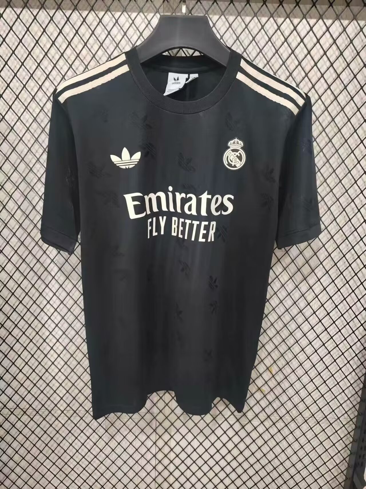 2025/2026 Real Madrid Special Edition 17 Football Shirt AAA fan-grade