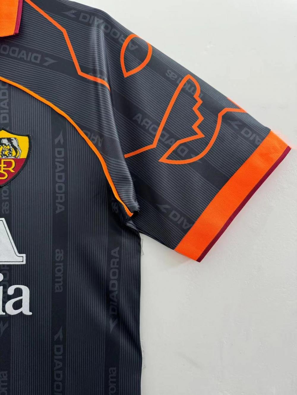 1999/2000 Retro Roma Away Soccer Jersey AAA fan-grade — view 6