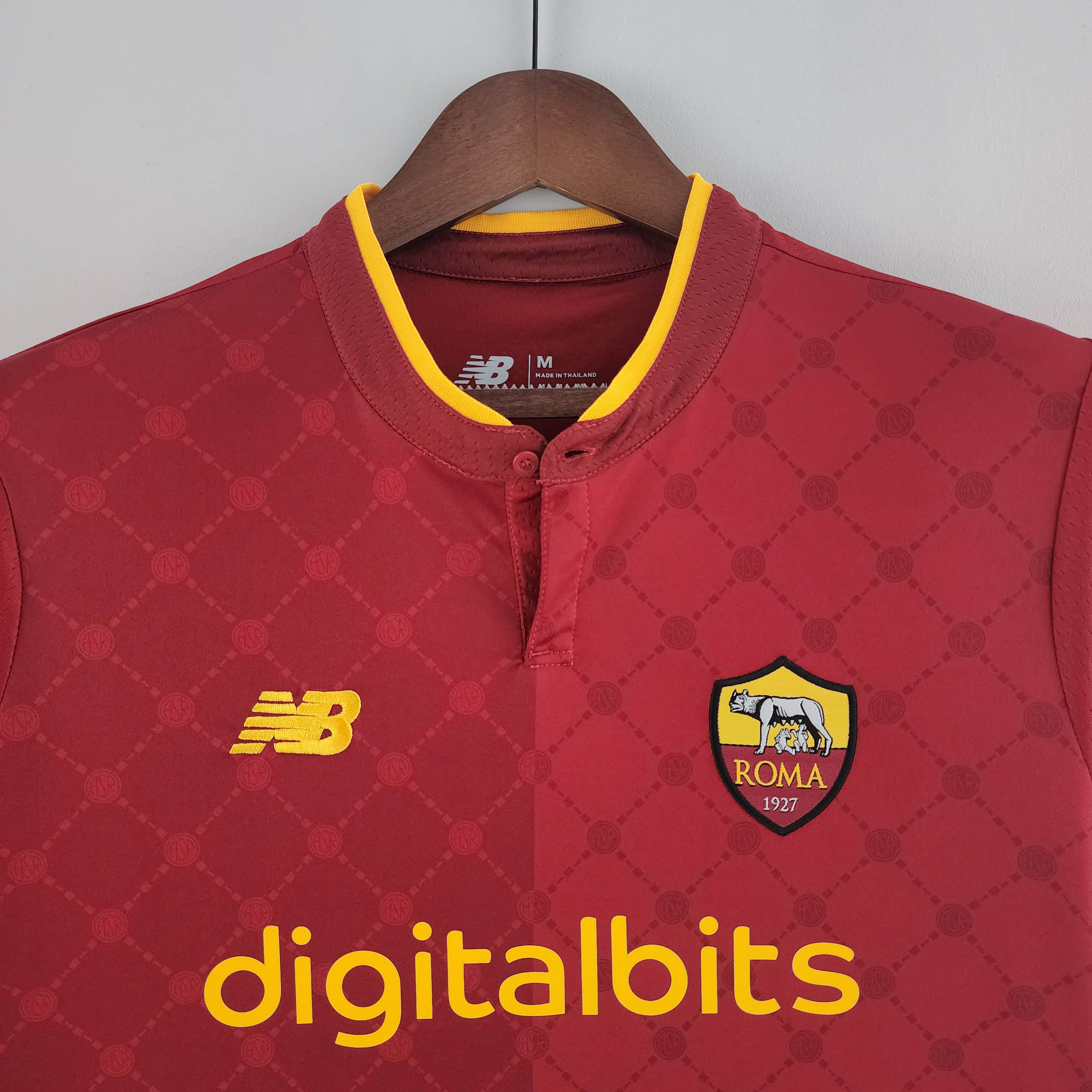 2022/2023 Roma Home Soccer Jersey AAA fan-grade — view 3