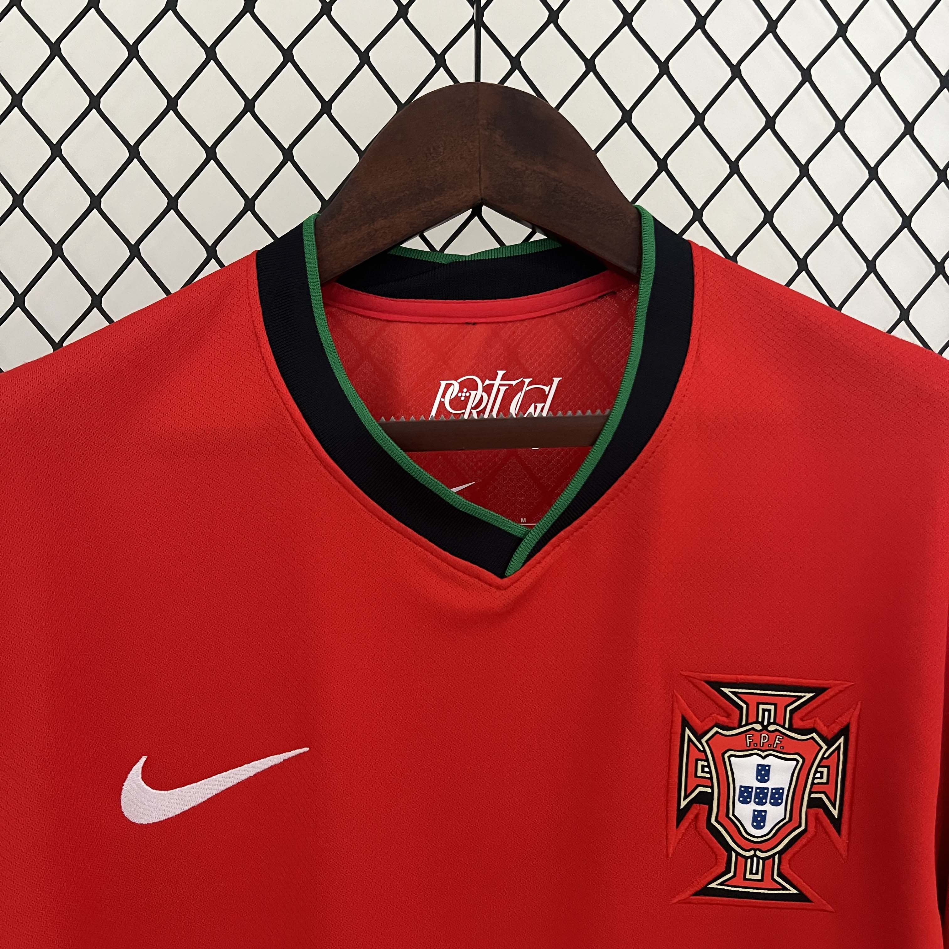 2024 Portugal Home Football Shirt 1:1 Thai Quality — view 3