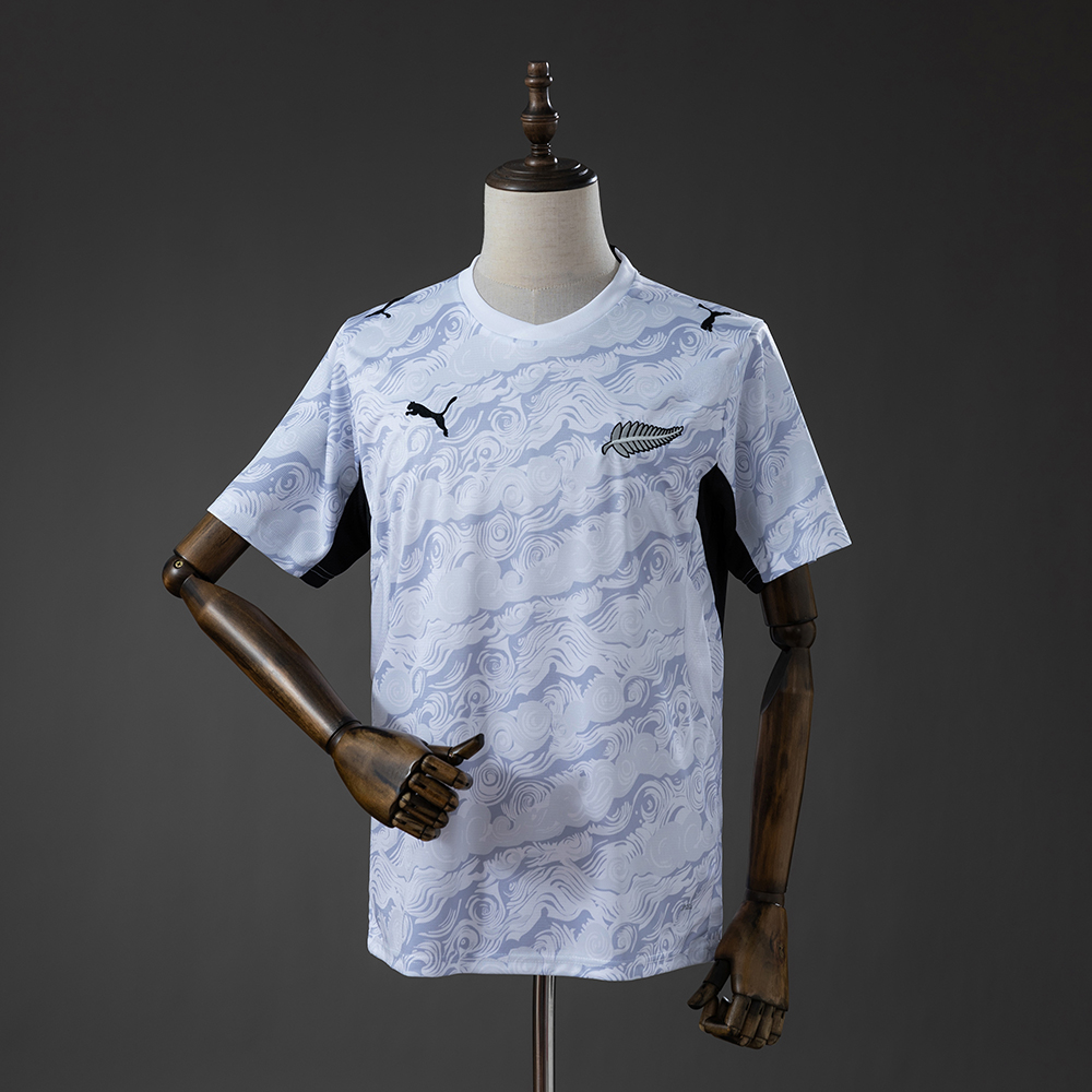 2026 Camiseta de Fútbol de Nueva Zelanda Visitante AAA Grado Fan — view 3