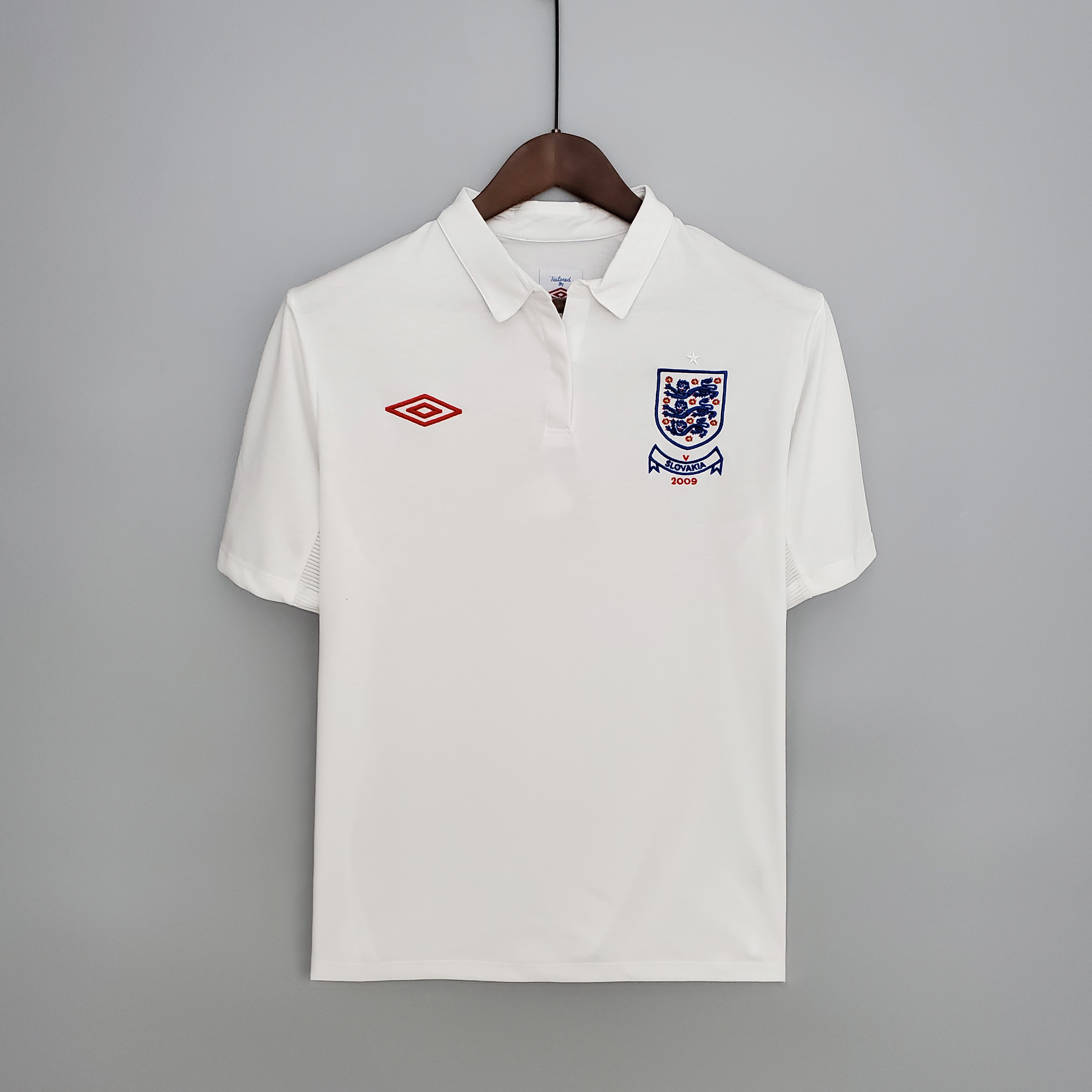 Camisa Retro 2010 Inglaterra Casa Futebol AAA qualidade fã — main view