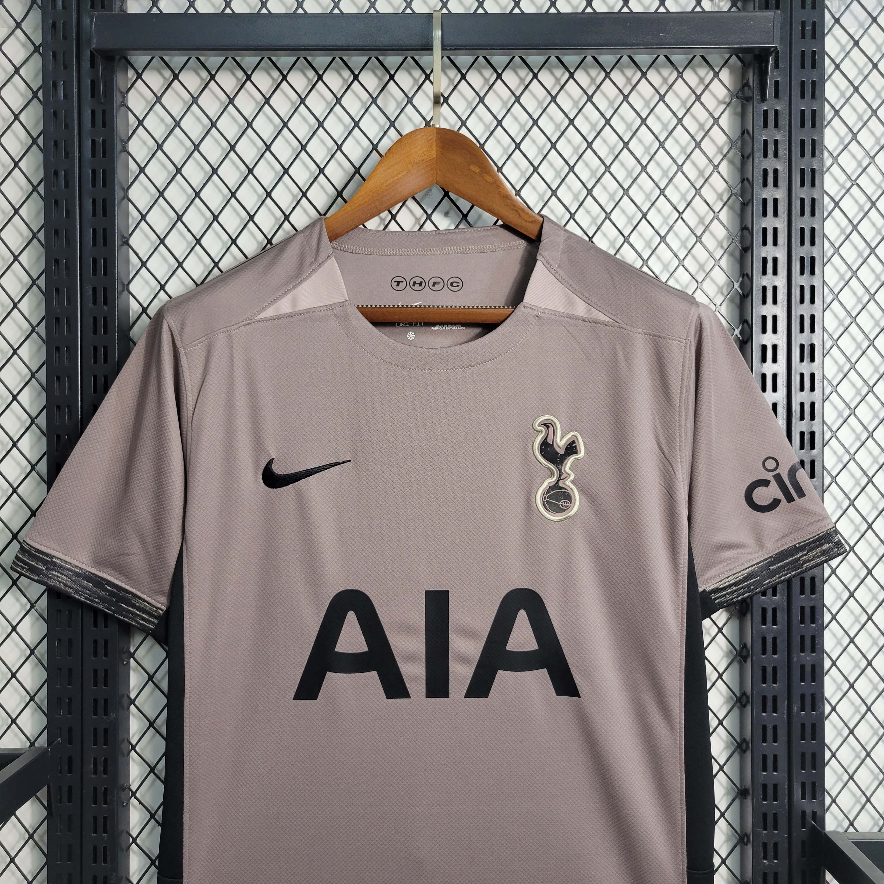 2023/2024 Tottenham Third Away Football Shirt — view 6