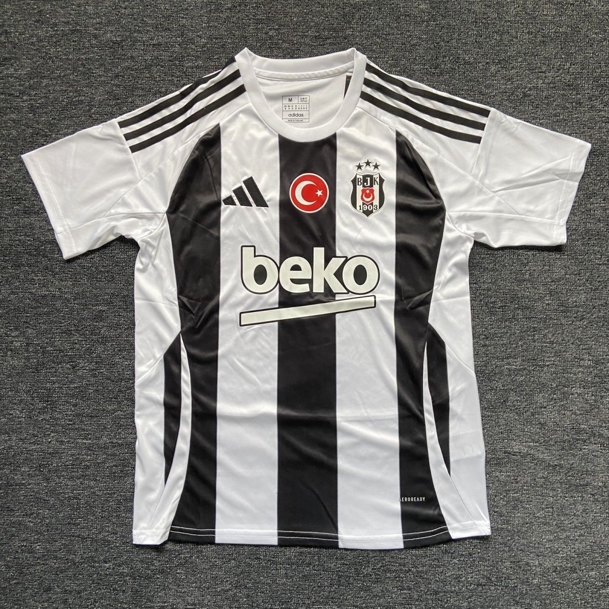 2024/2025 Besiktas At Home Football Jersey AAA fan-grade