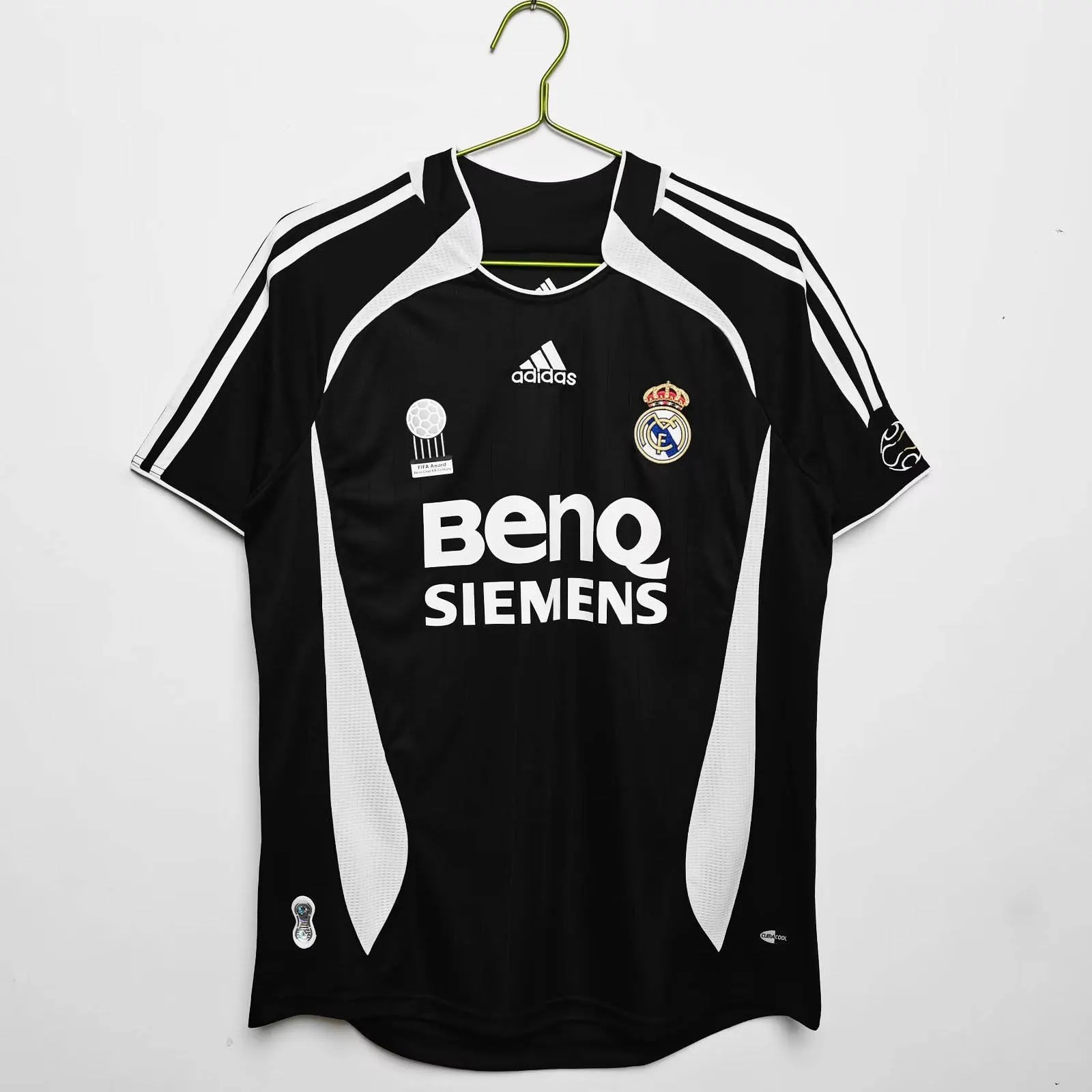2006/2007 Retro Real Madrid Away — main view