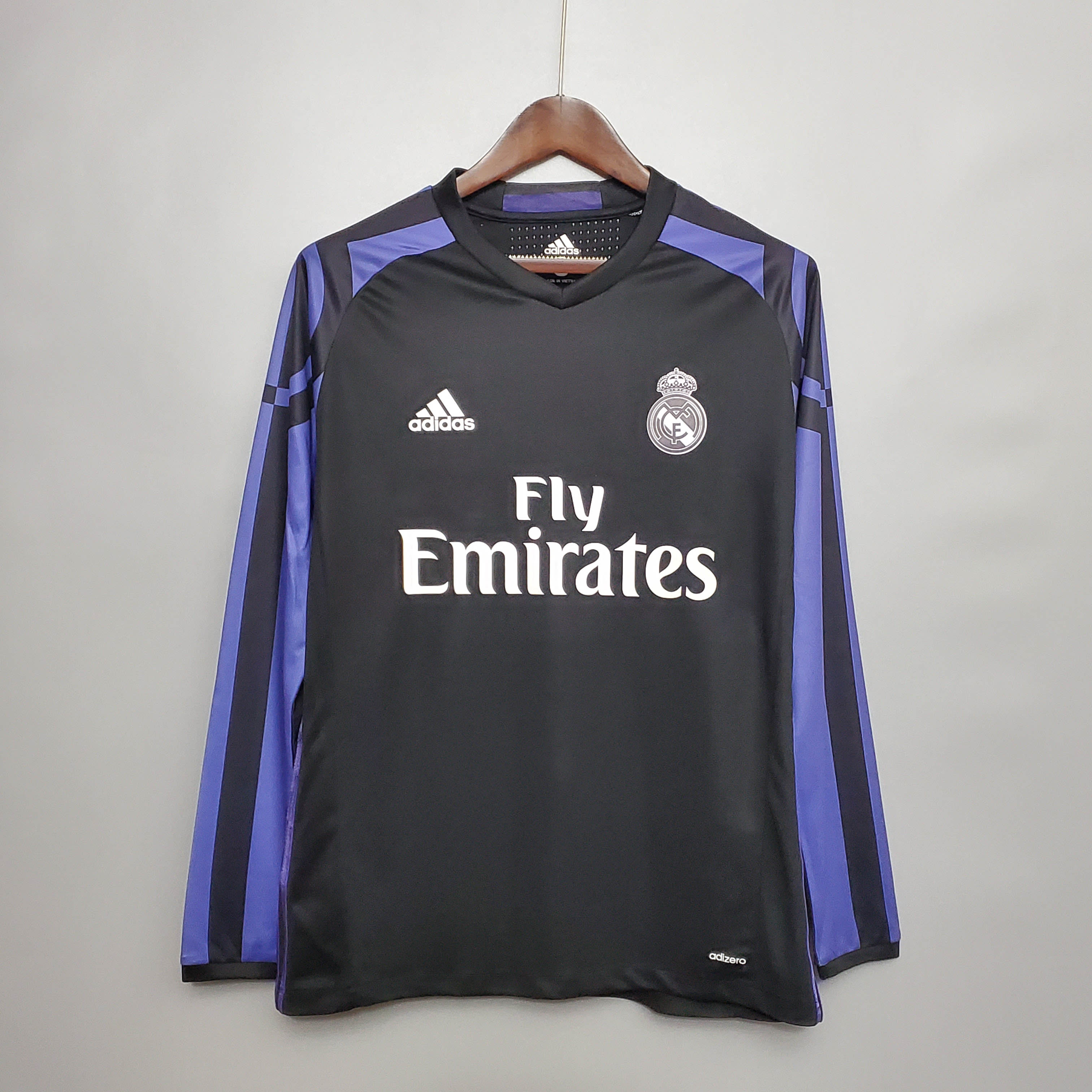 2016/2017 Retro Long Sleeve Real Madrid Third Away — main view
