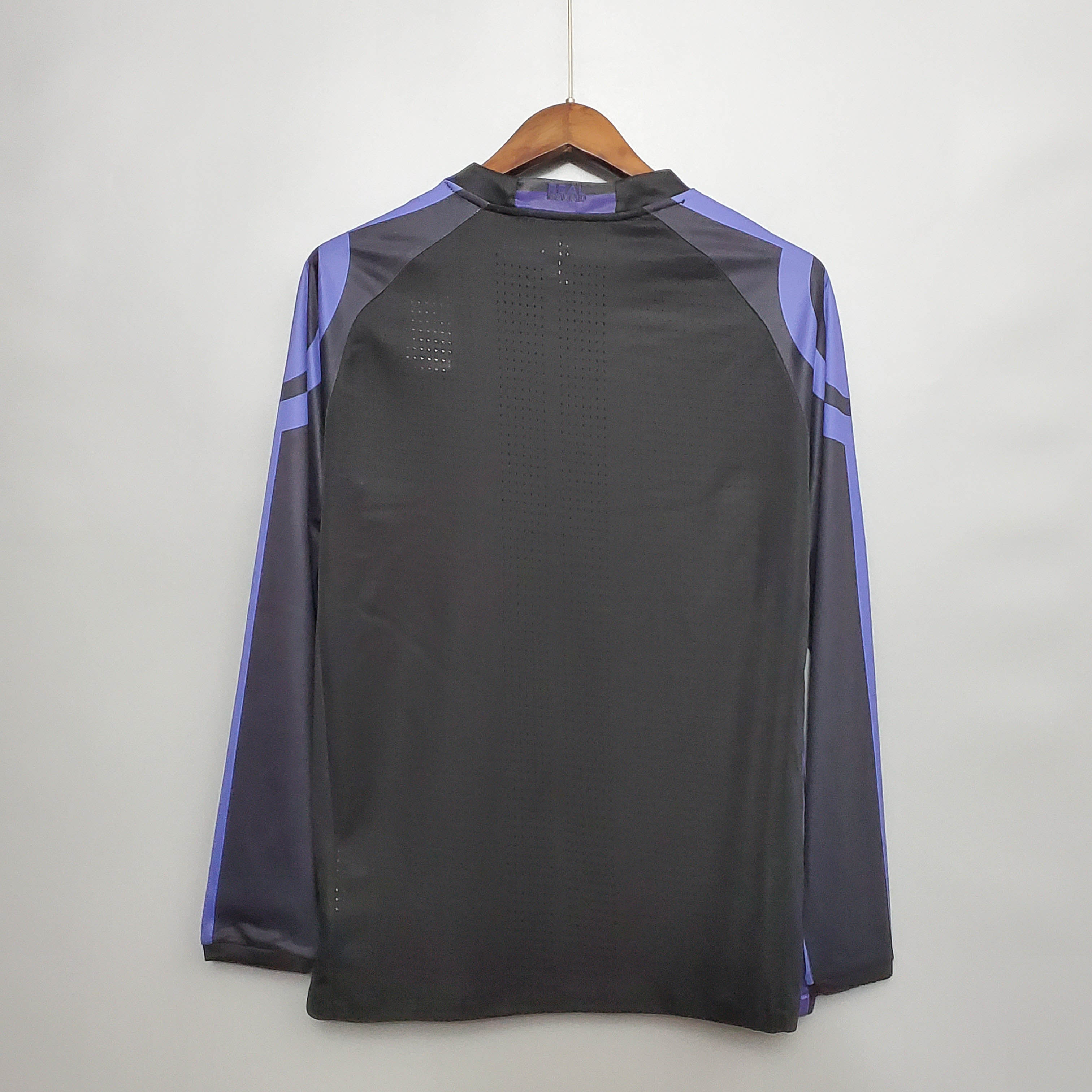 2016/2017 Retro Long Sleeve Real Madrid Third Away — view 2