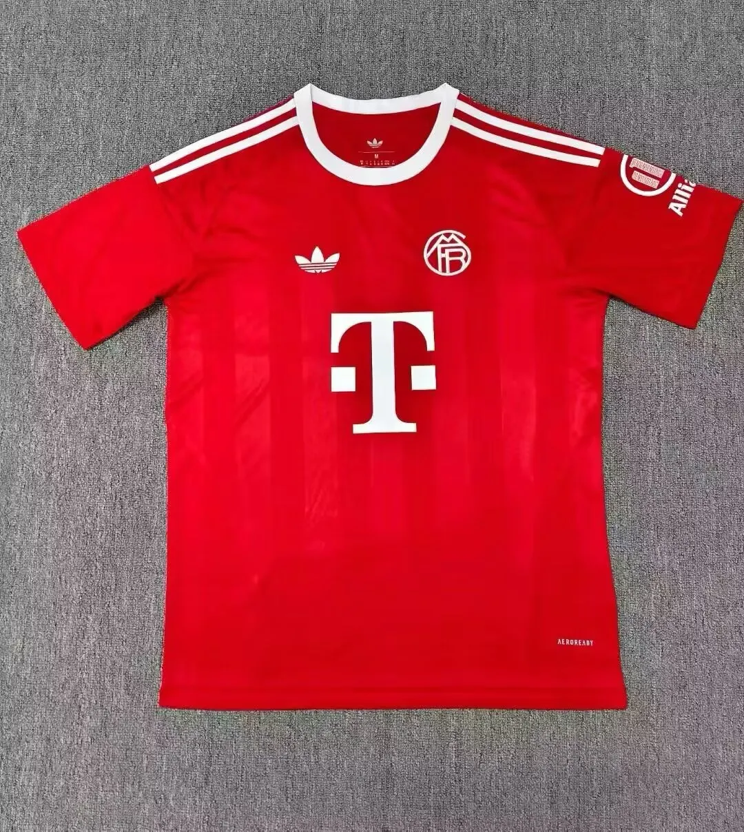 2025/2026 Bayern Munich Goalie Football Jersey AAA fan-grade