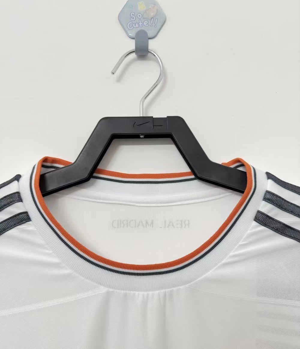 2013/2014 Real Madrid Home Football Shirt — view 3