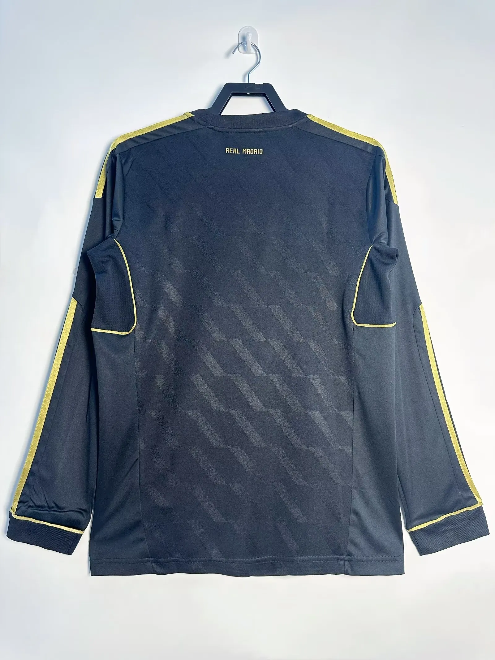 2011/2012 Retro Long Sleeve Real Madrid Away Jersey AAA fan-grade — view 2