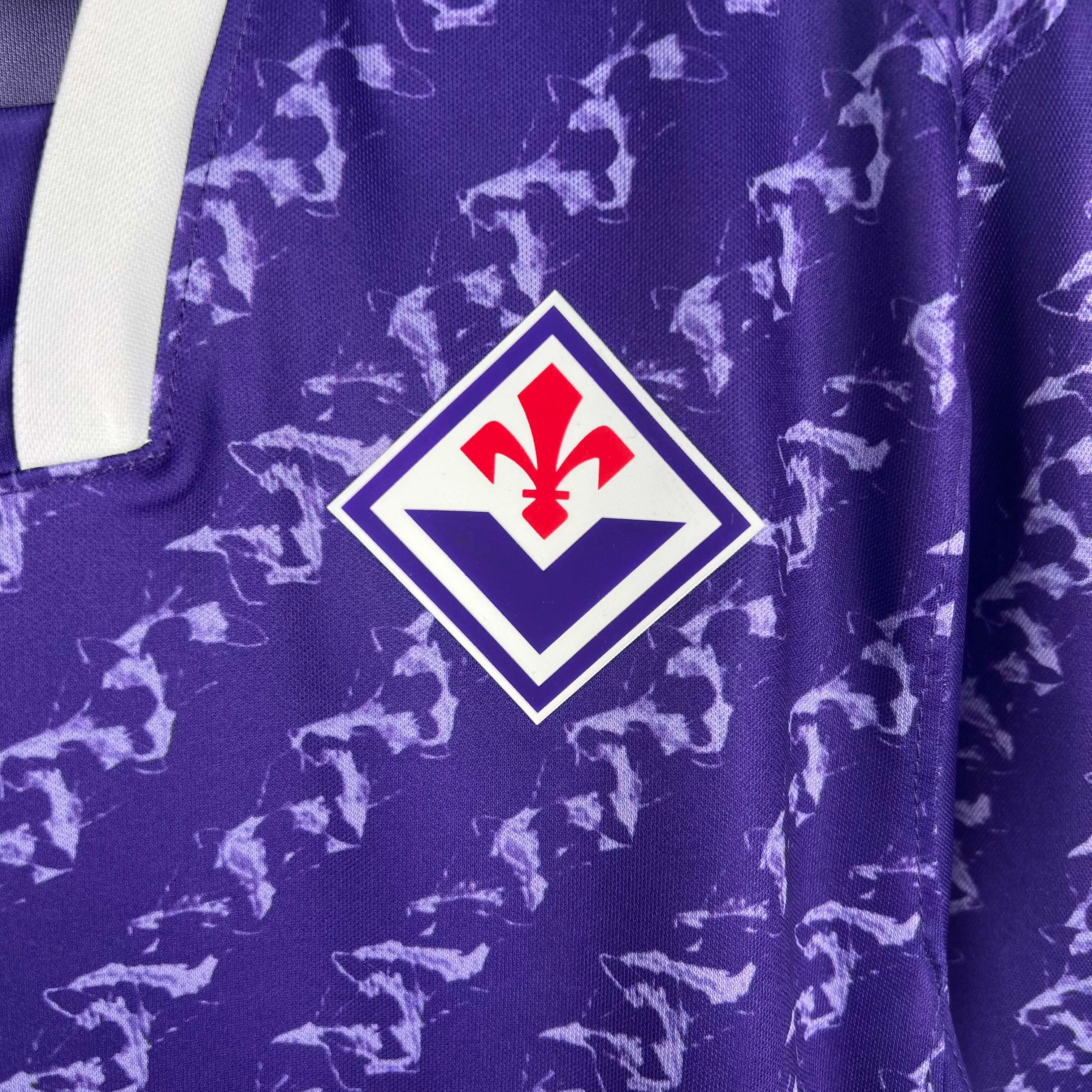 2023/2024 Fiorentina Home Soccer Jersey AAA fan-grade — view 6