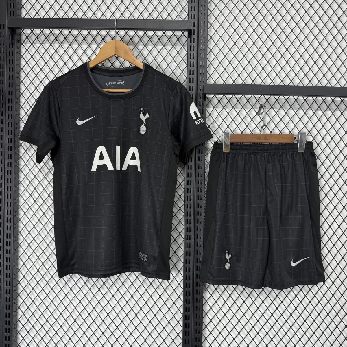 2025/2026 Tottenham Away Camisa de Futebol 1:1 Qualidade Tailandesa Tamanho Infantil