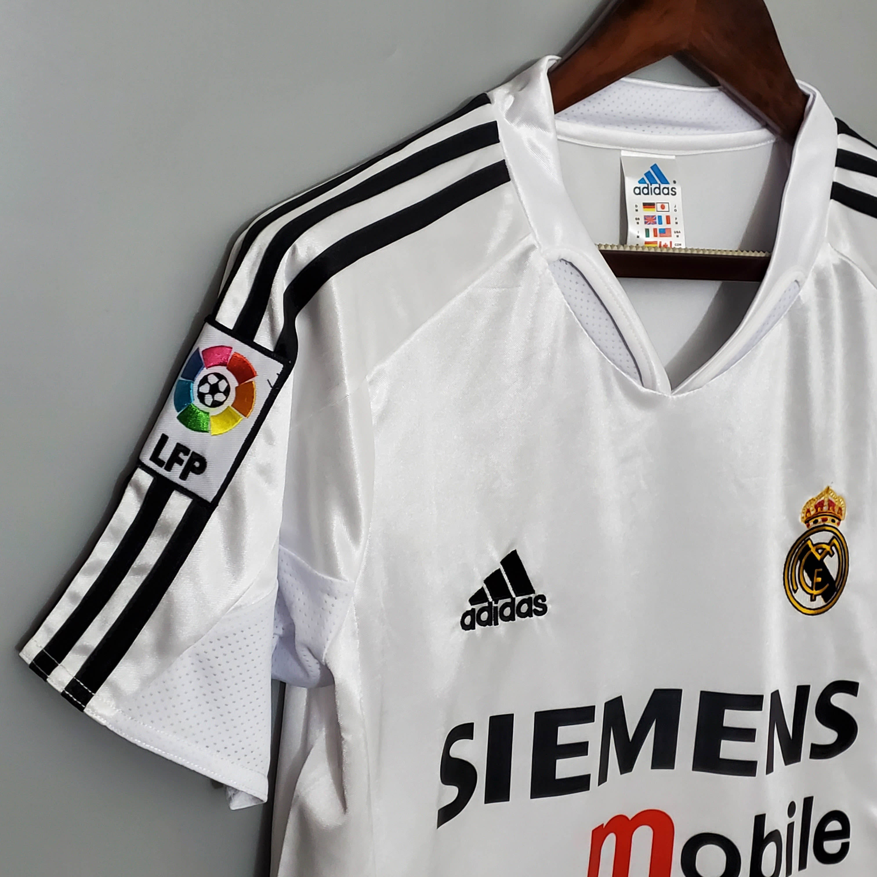 2004/2005 Retro Real Madrid Home — view 6