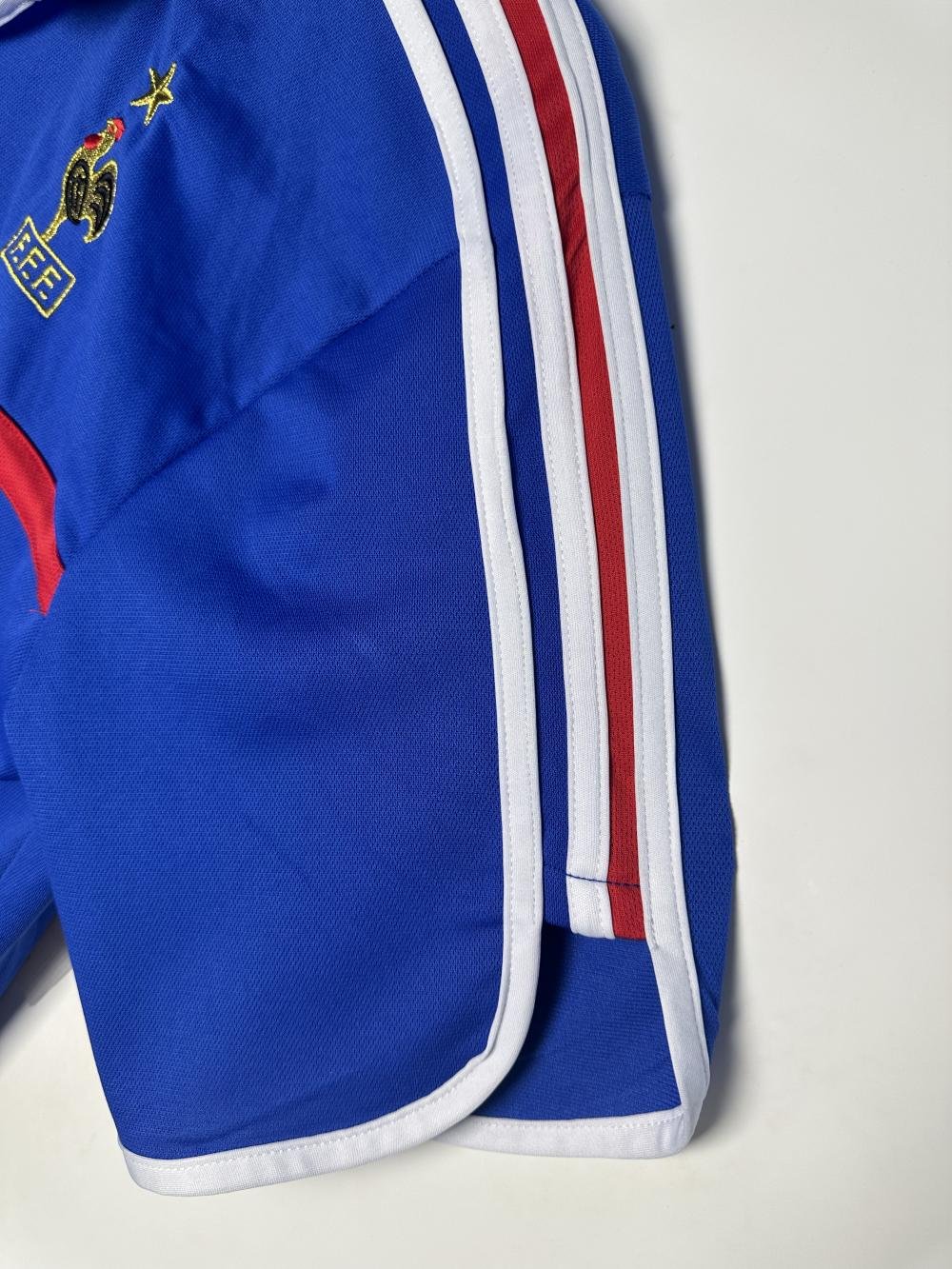 2000 Retro France Home Football Shirt AAA fan-grade — view 6