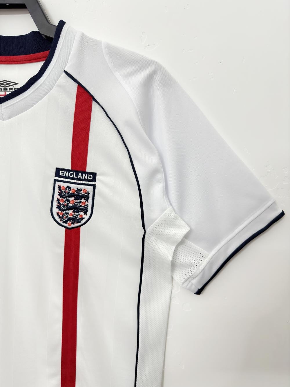 2002 Retro England Home Soccer Jersey AAA fan-grade — view 7
