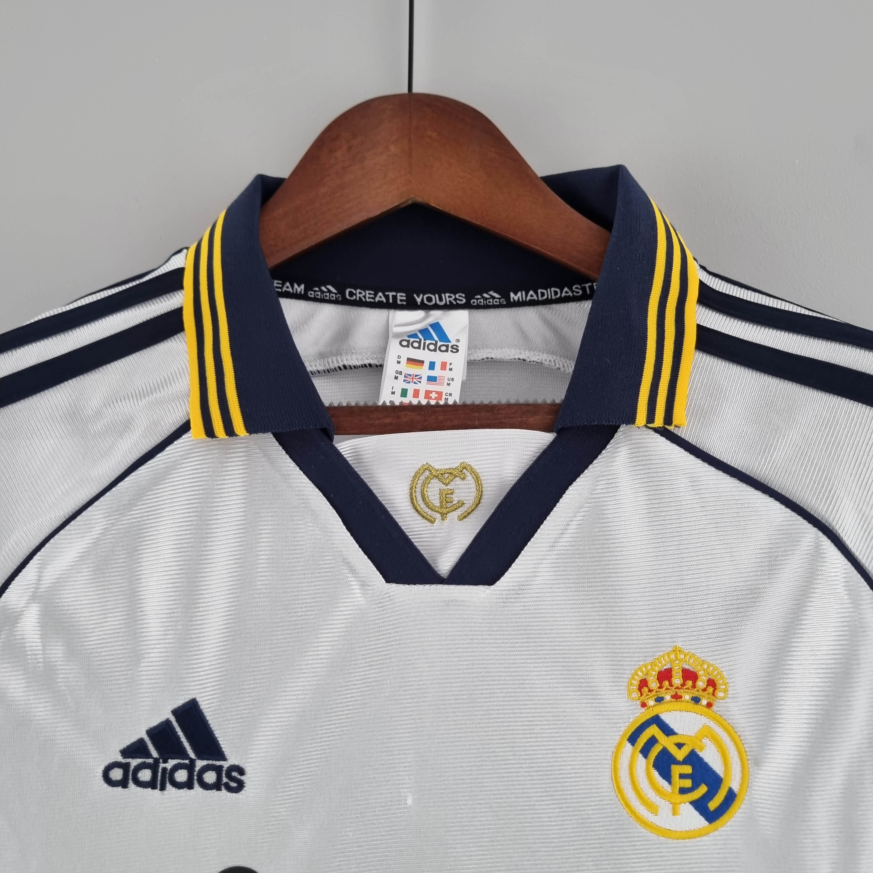 1998/2000 Retro Real Madrid Home — view 3