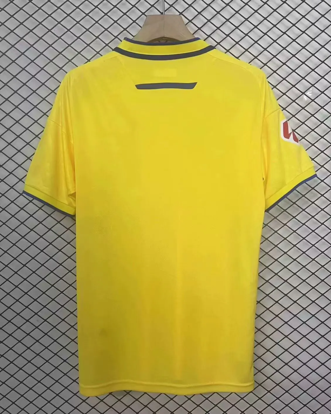 2025/2026 Cádiz Home Football Shirt AAA fan-grade — view 2