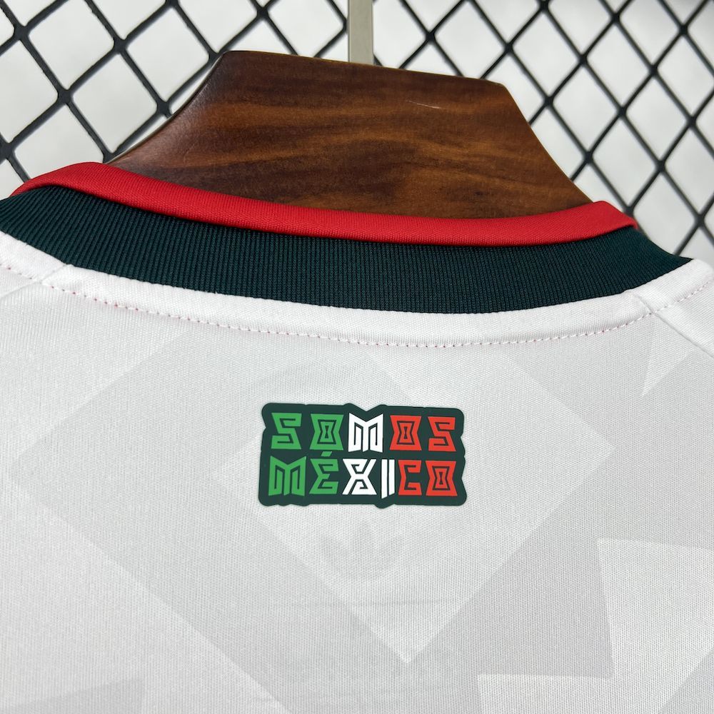 2026 Mexiko Nationalmannschaft Auswärts Fußballtrikot AAA Fan-Qualität — view 10