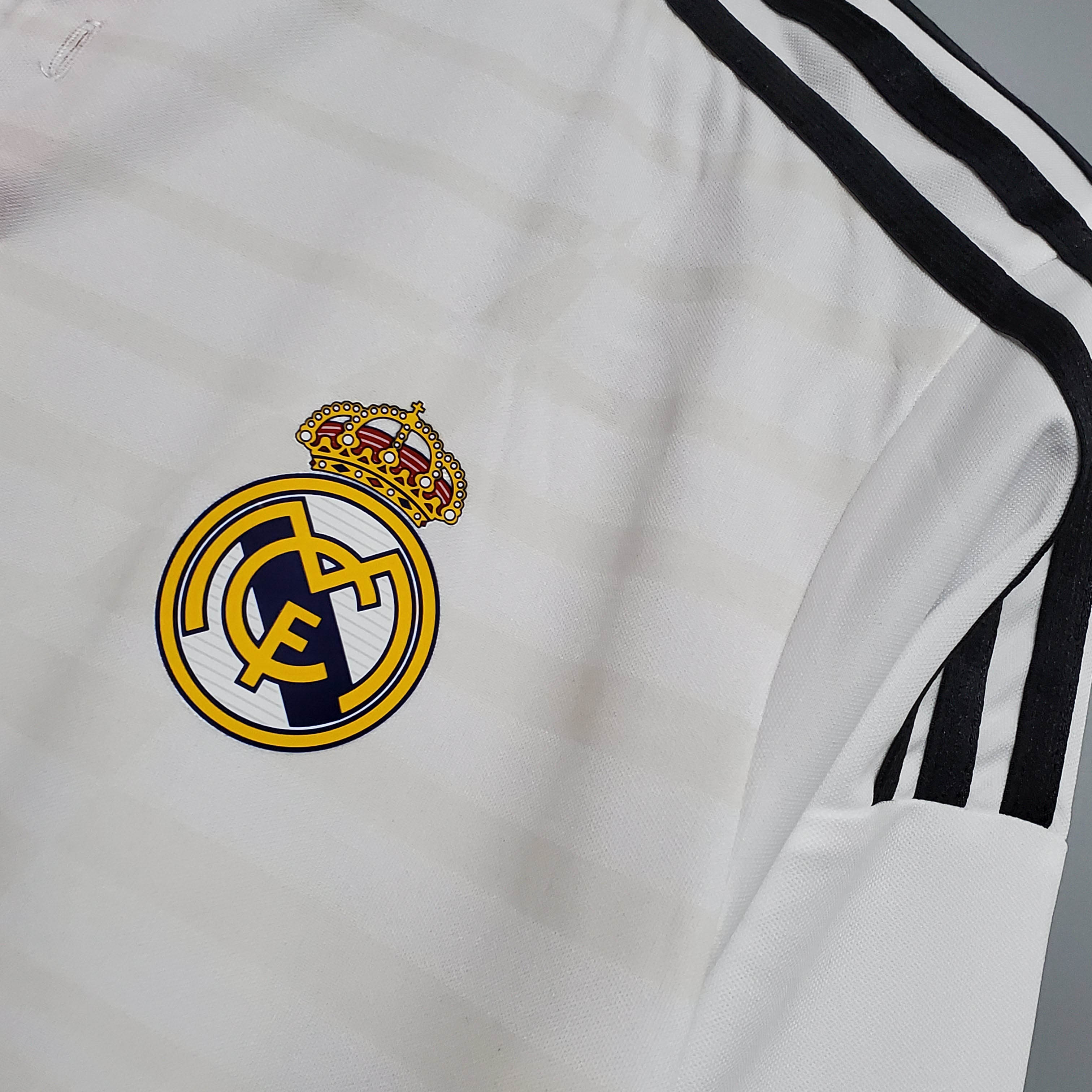 Retro Long Sleeve 2014/2015 Real Madrid Home — view 5