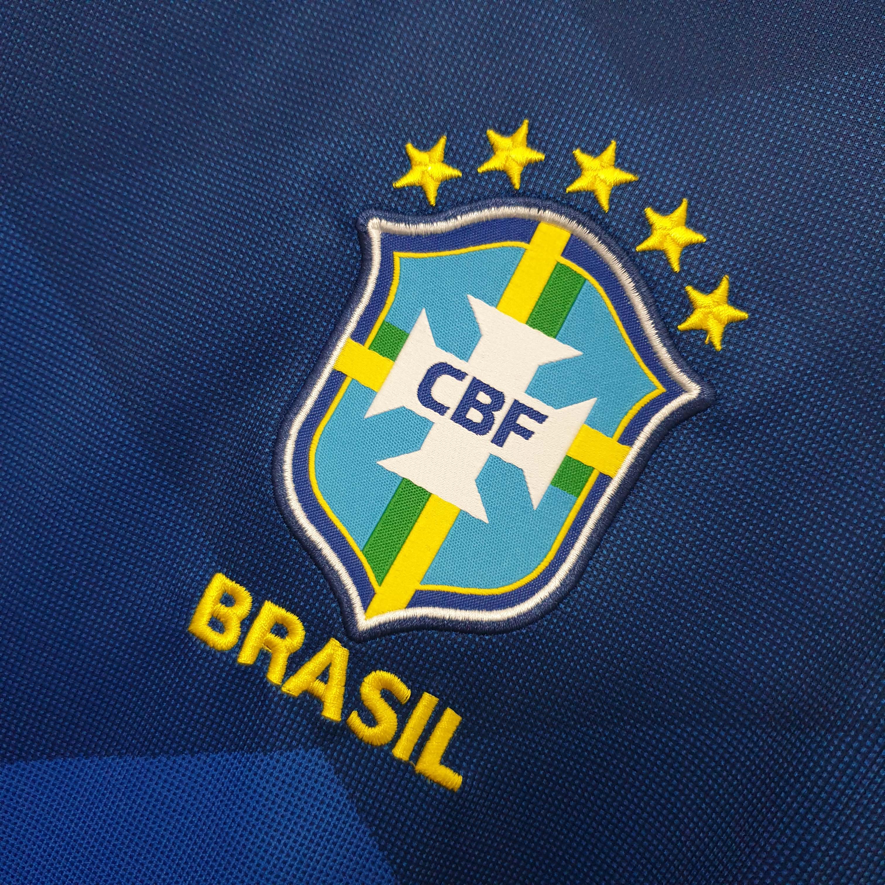 Camisa de Futebol Retro 2020 Brasil Away AAA qualidade fã — view 7
