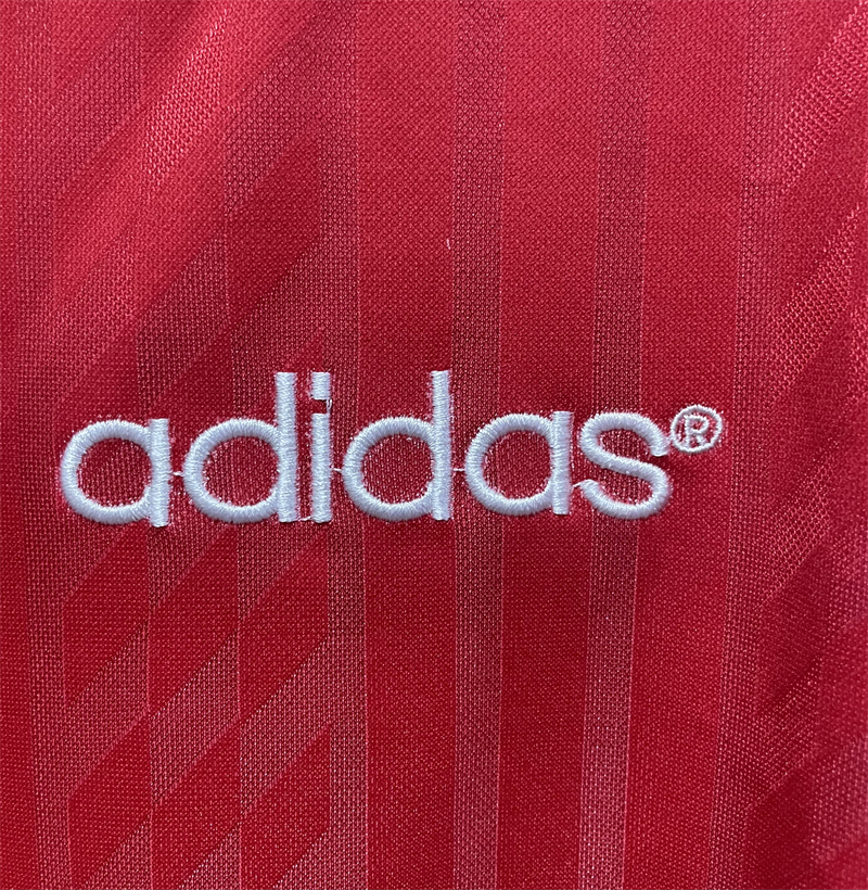 1994 Retro Spain Home Soccer Shirt AAA fan-grade — view 4