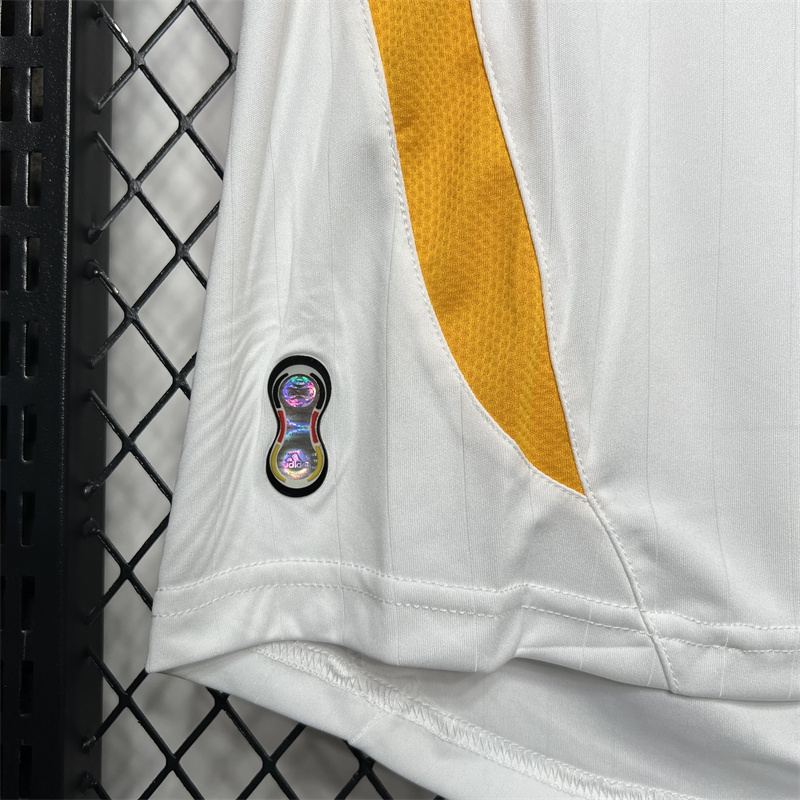 2006 Retro Germany Home Soccer Jersey AAA fan-grade — view 7