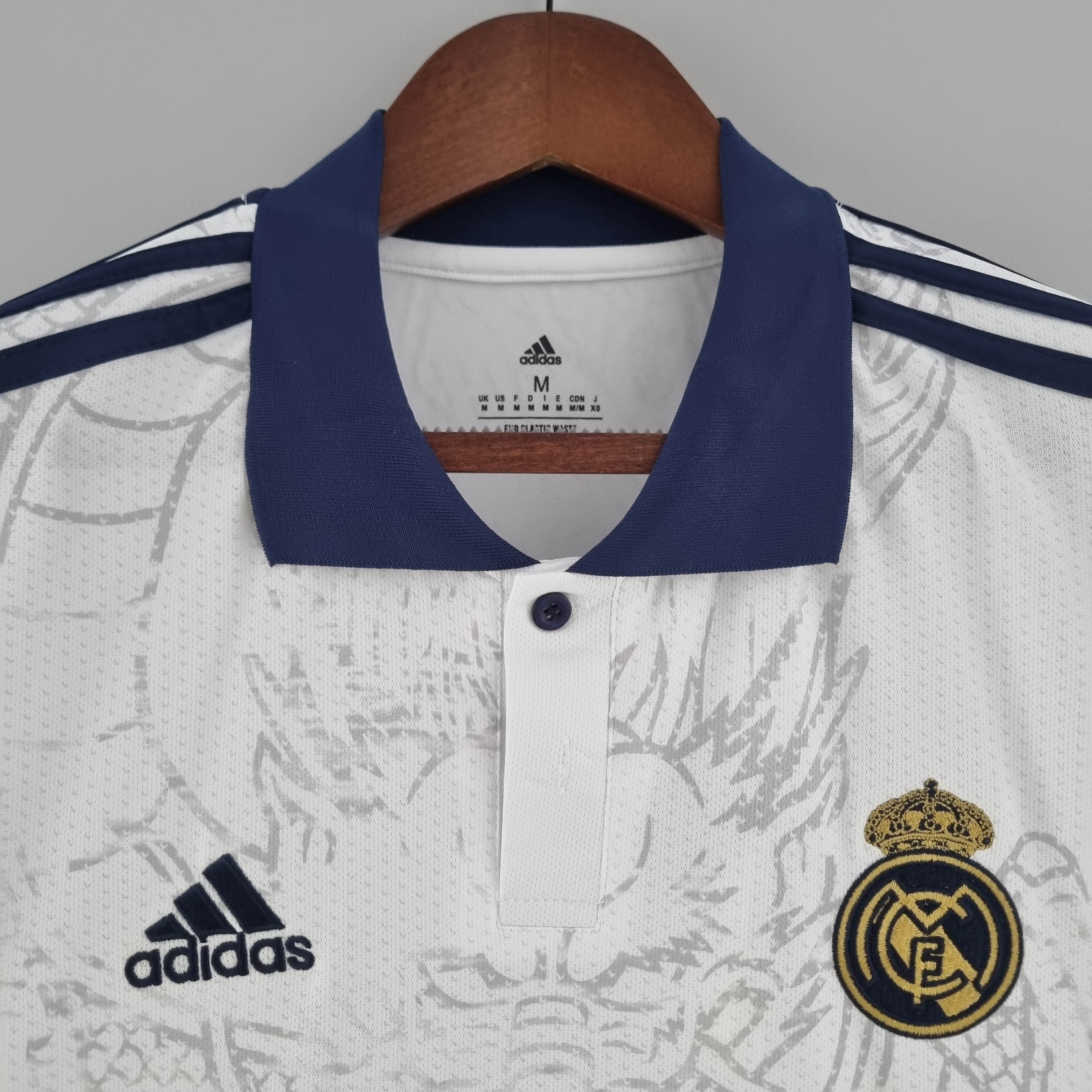 2022/2023 Real Madrid Chinese Dragon Football Shirt White — view 3