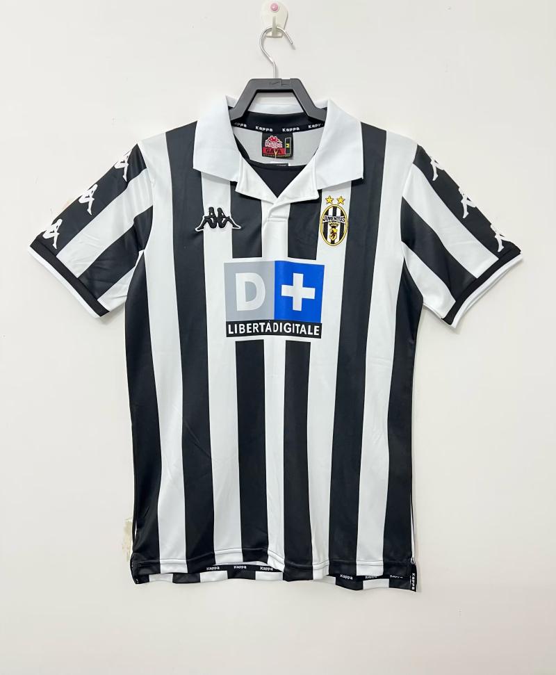 1999/2000 Retro Juventus Home Soccer Jersey AAA fan-grade