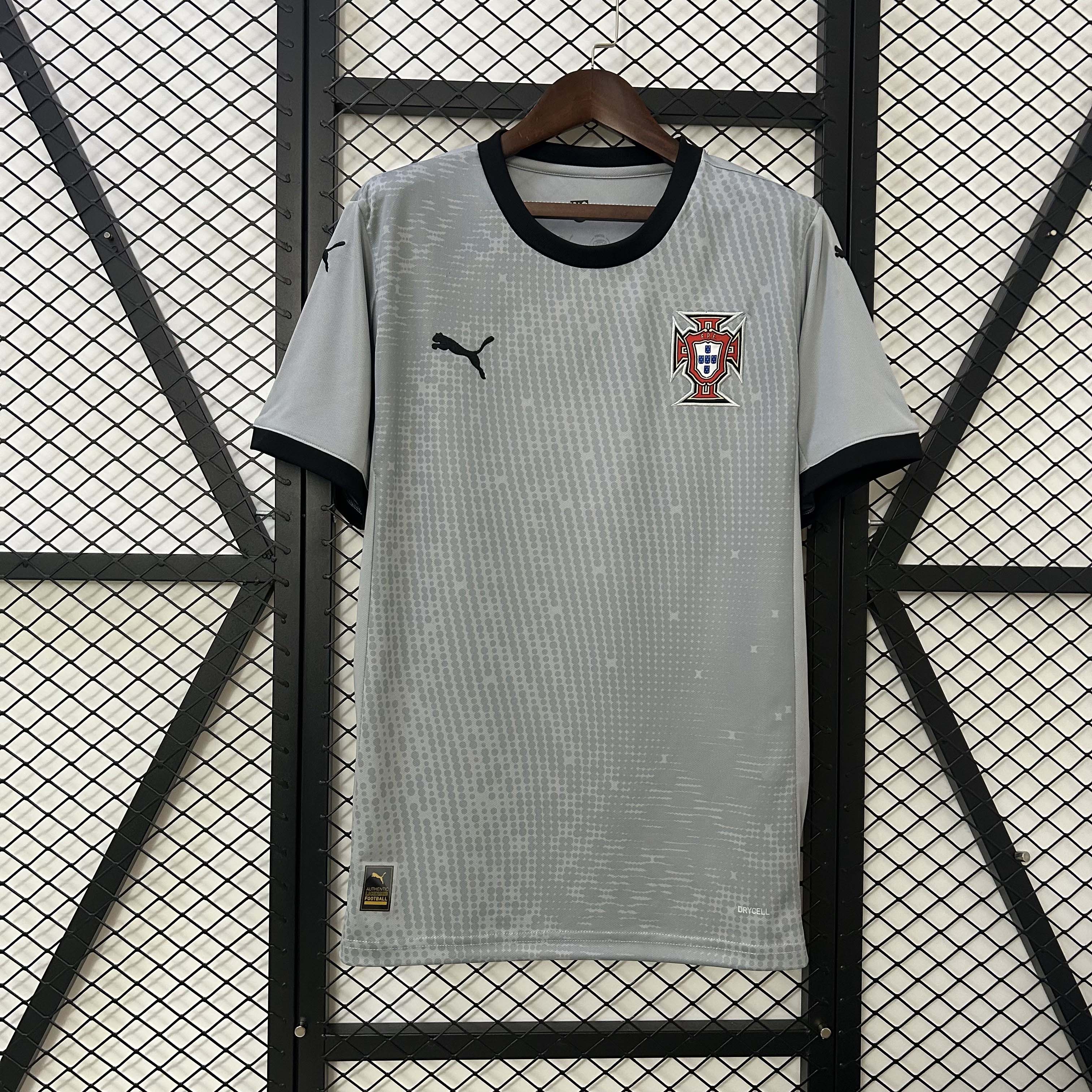 2025 Portugal Maillot Gardien Gris Football AAA qualité fan