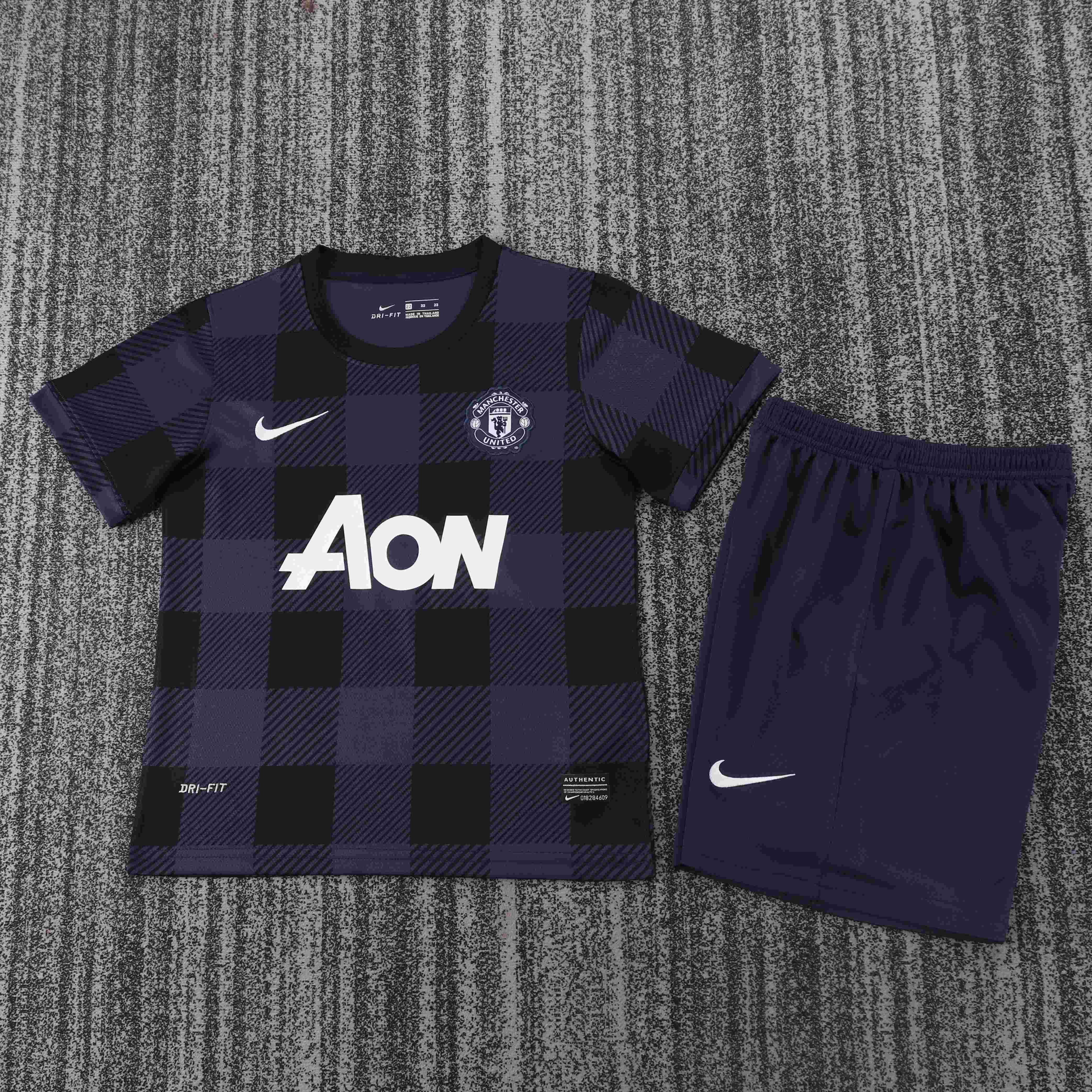 Maillot Extérieur Rétro Manchester United 2013-2014 Qualité Thaï Taille Enfant