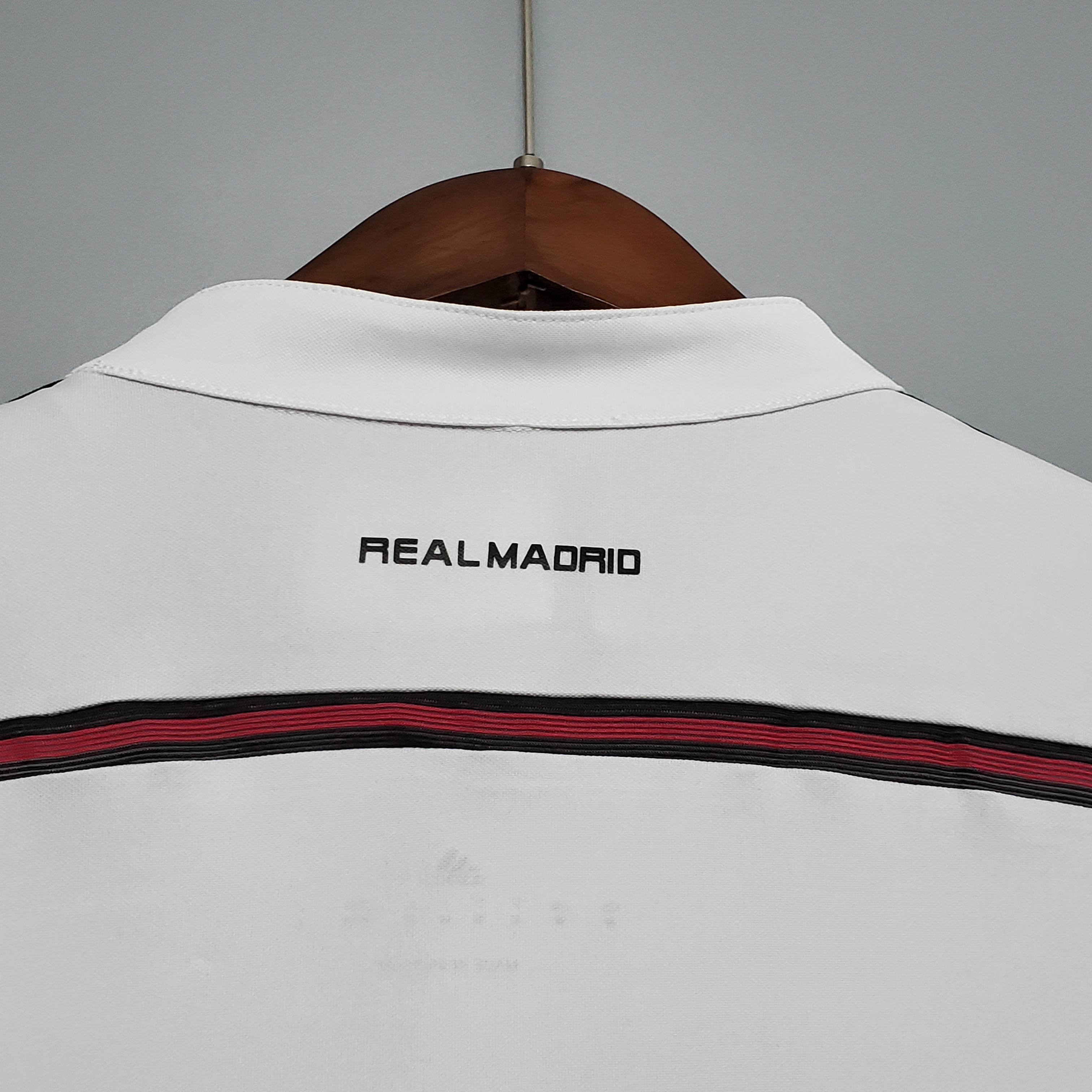 Retro Long Sleeve 2014/2015 Real Madrid Home — view 7