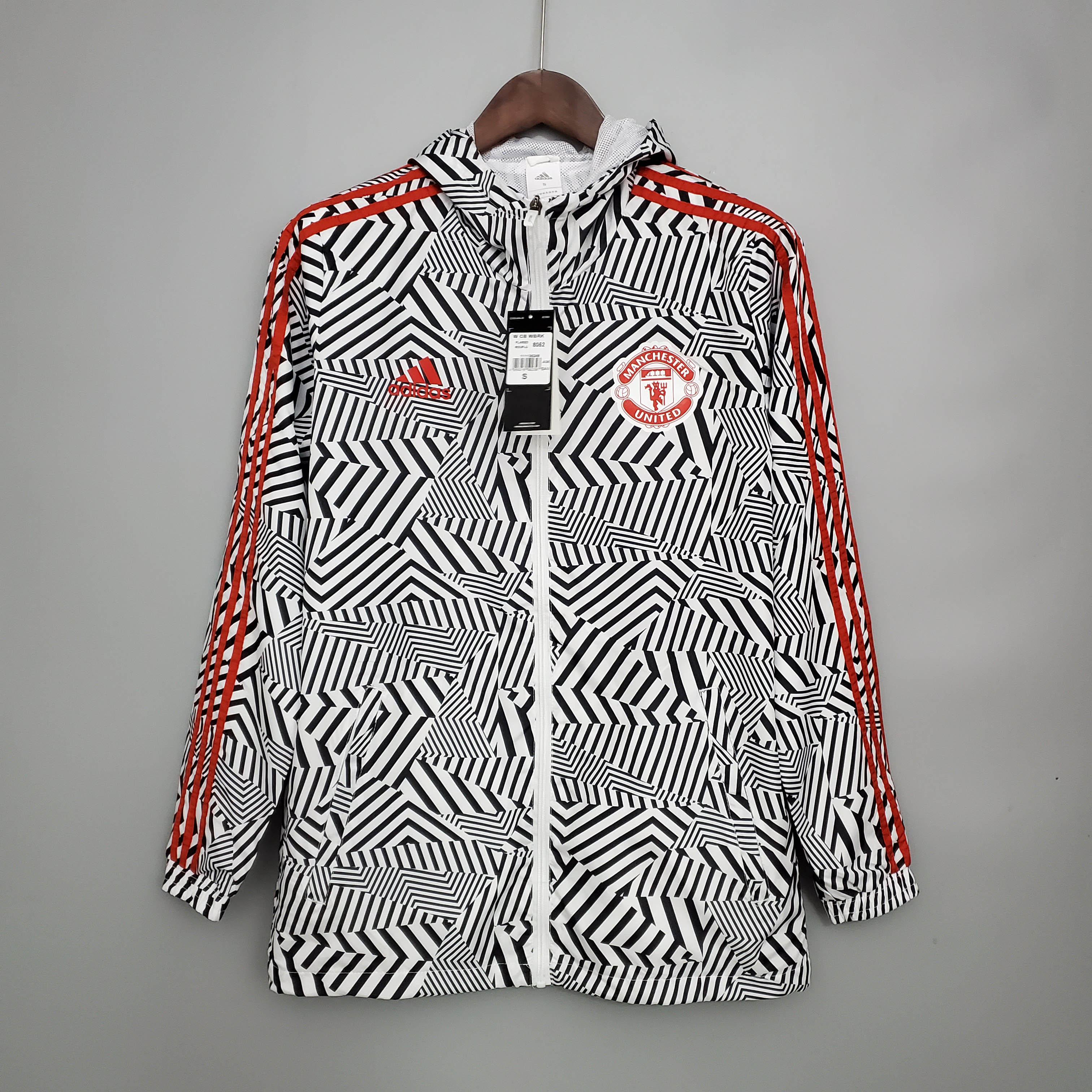 2021/2022 Manchester United Jersey Windbreaker Black-White Stripes — main view