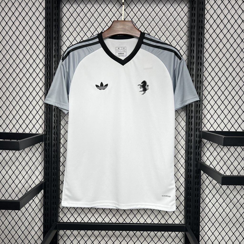 2024/2025 Juventus Pre-match Training Uniform White Jersey AAA fan-grade