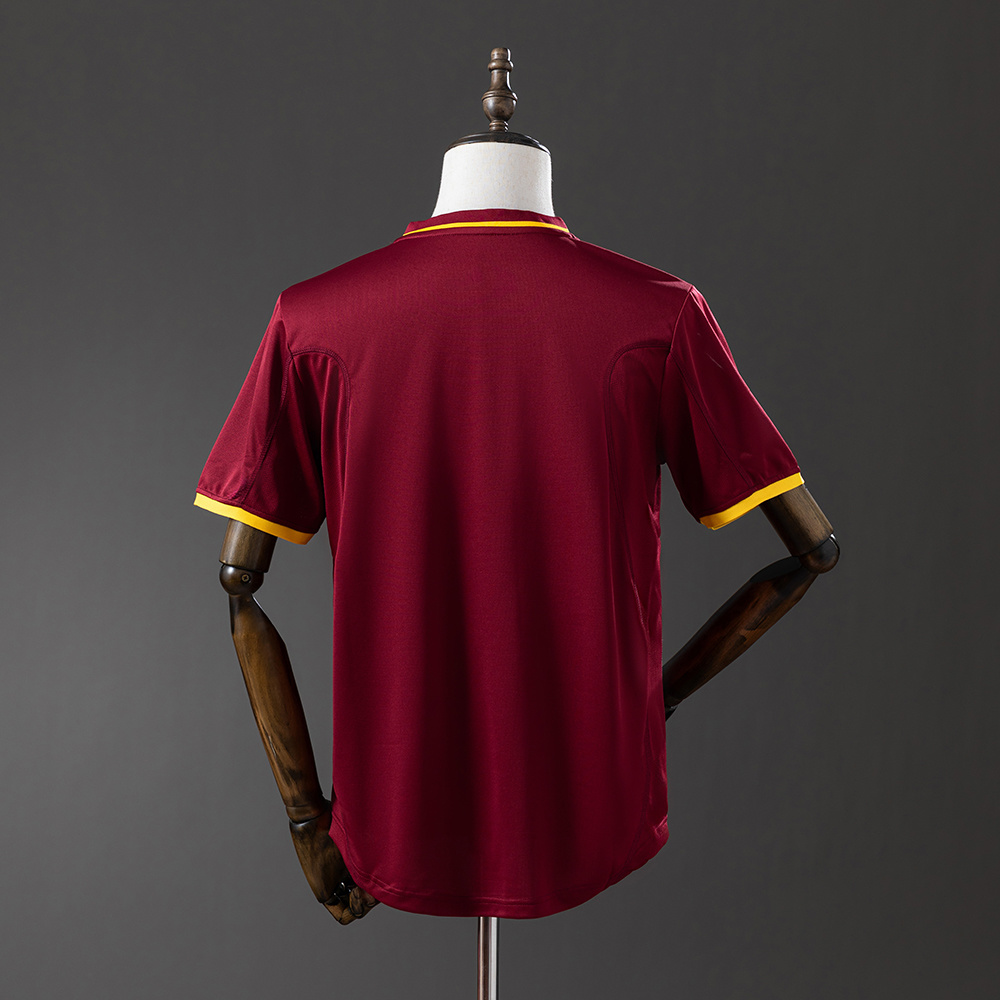 2000 Retro Portugal Home Football Shirt AAA fan-grade — view 2