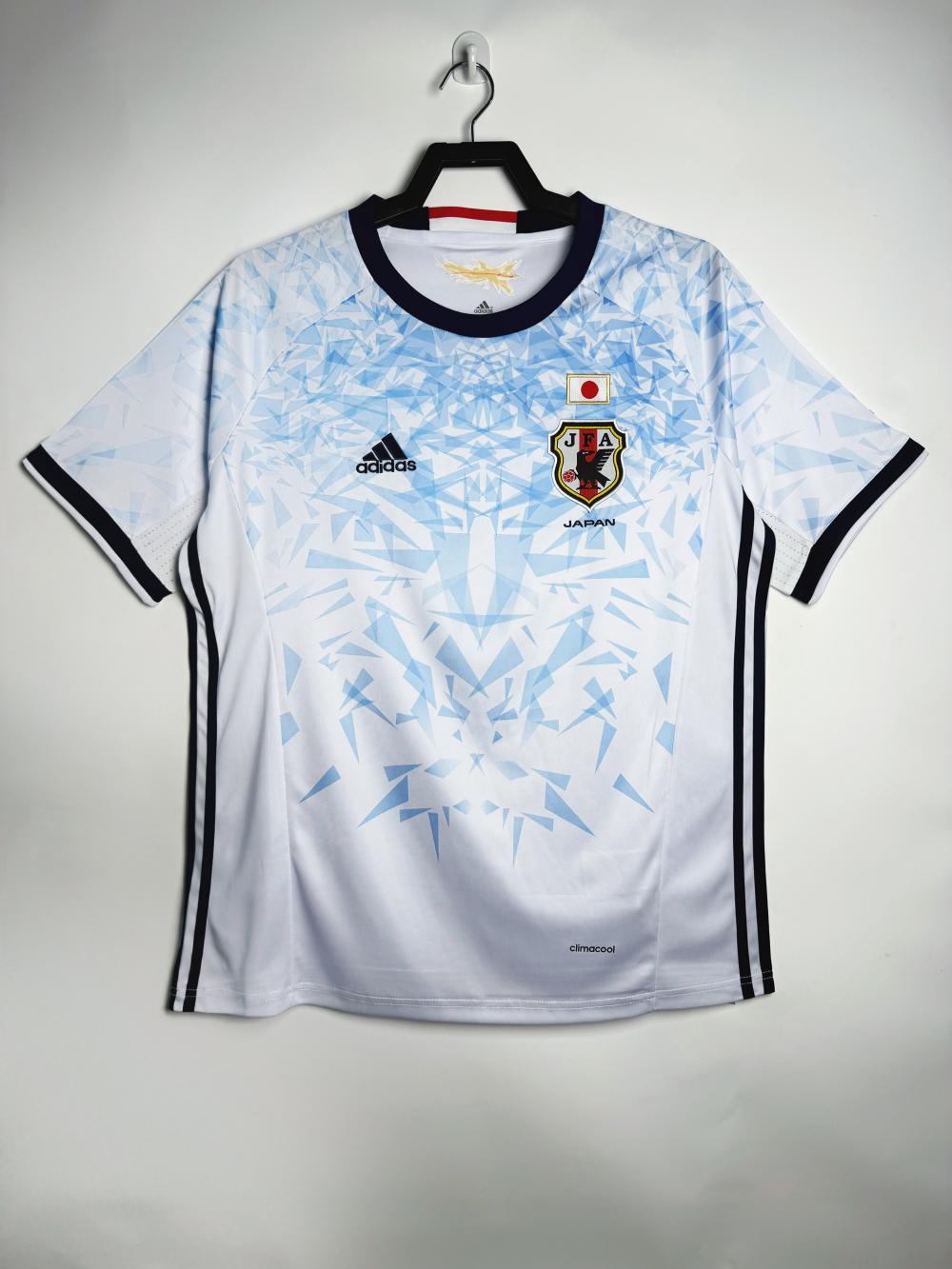 2016-2017 Retro Japan Away Football Jersey AAA fan-grade