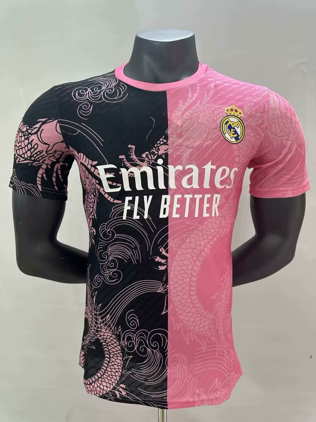 2025/2026 Player Version Real Madrid Dragon Pattern Pink And Black Football Jersey AAA fan-grade
